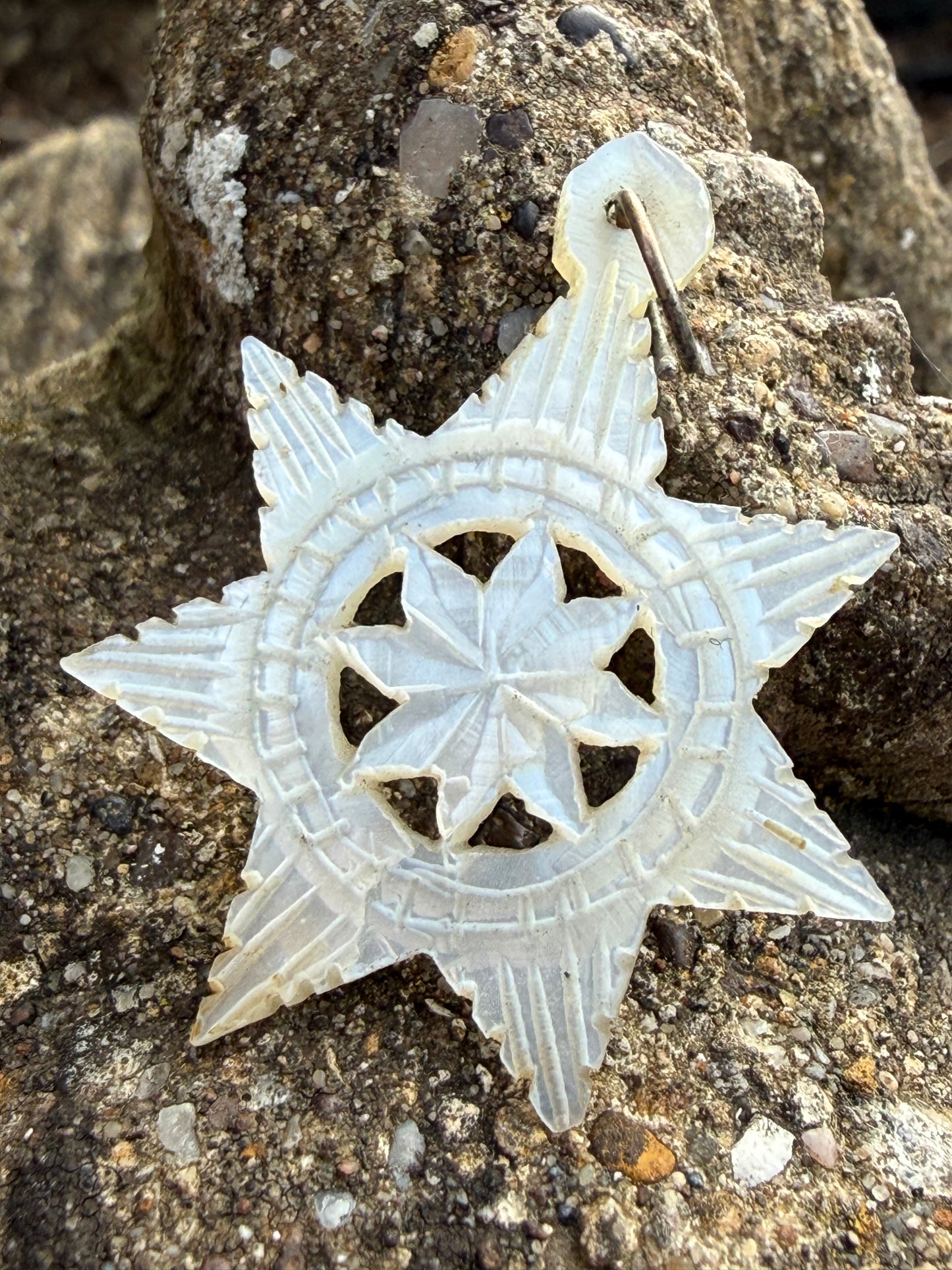 Vintage Mother of Pearl Star of Bethlehem Pendant