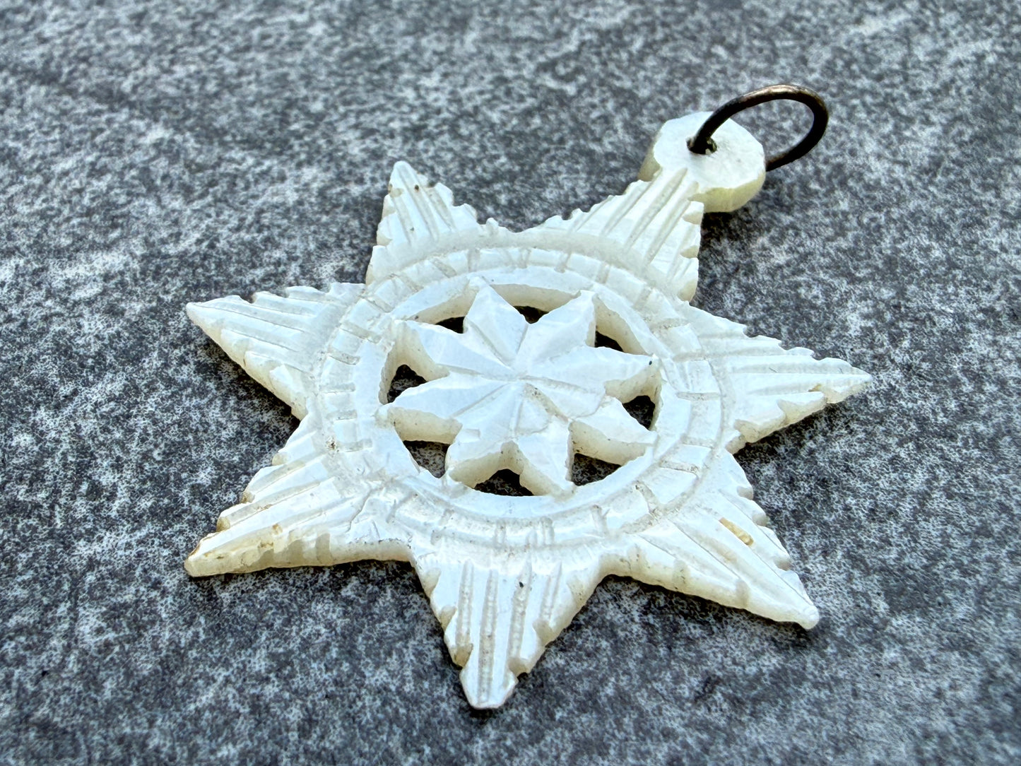 Vintage Mother of Pearl Star of Bethlehem Pendant