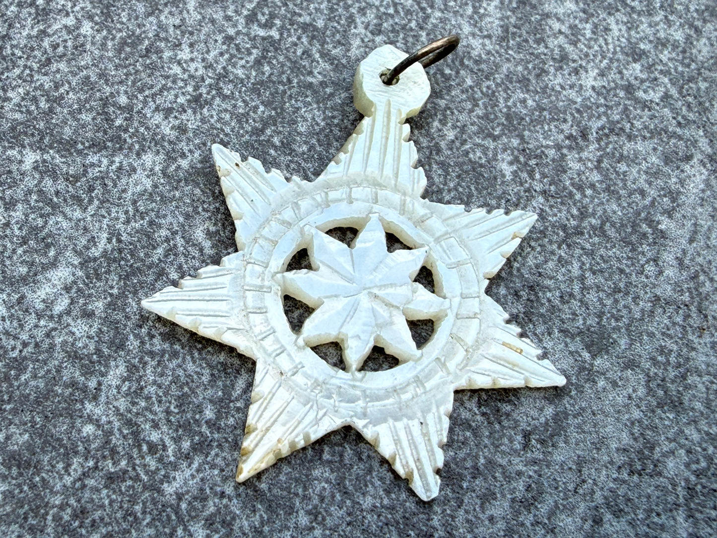 Vintage Mother of Pearl Star of Bethlehem Pendant