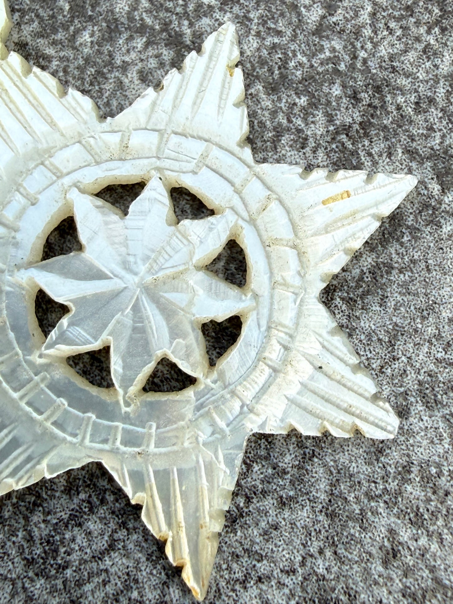 Vintage Mother of Pearl Star of Bethlehem Pendant