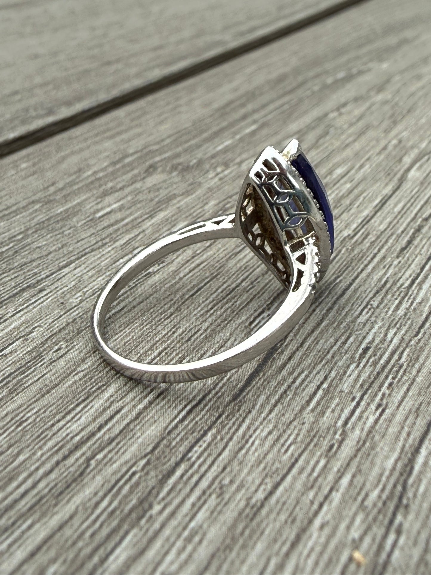 Stunning Sterling Silver Blue Glass Ring