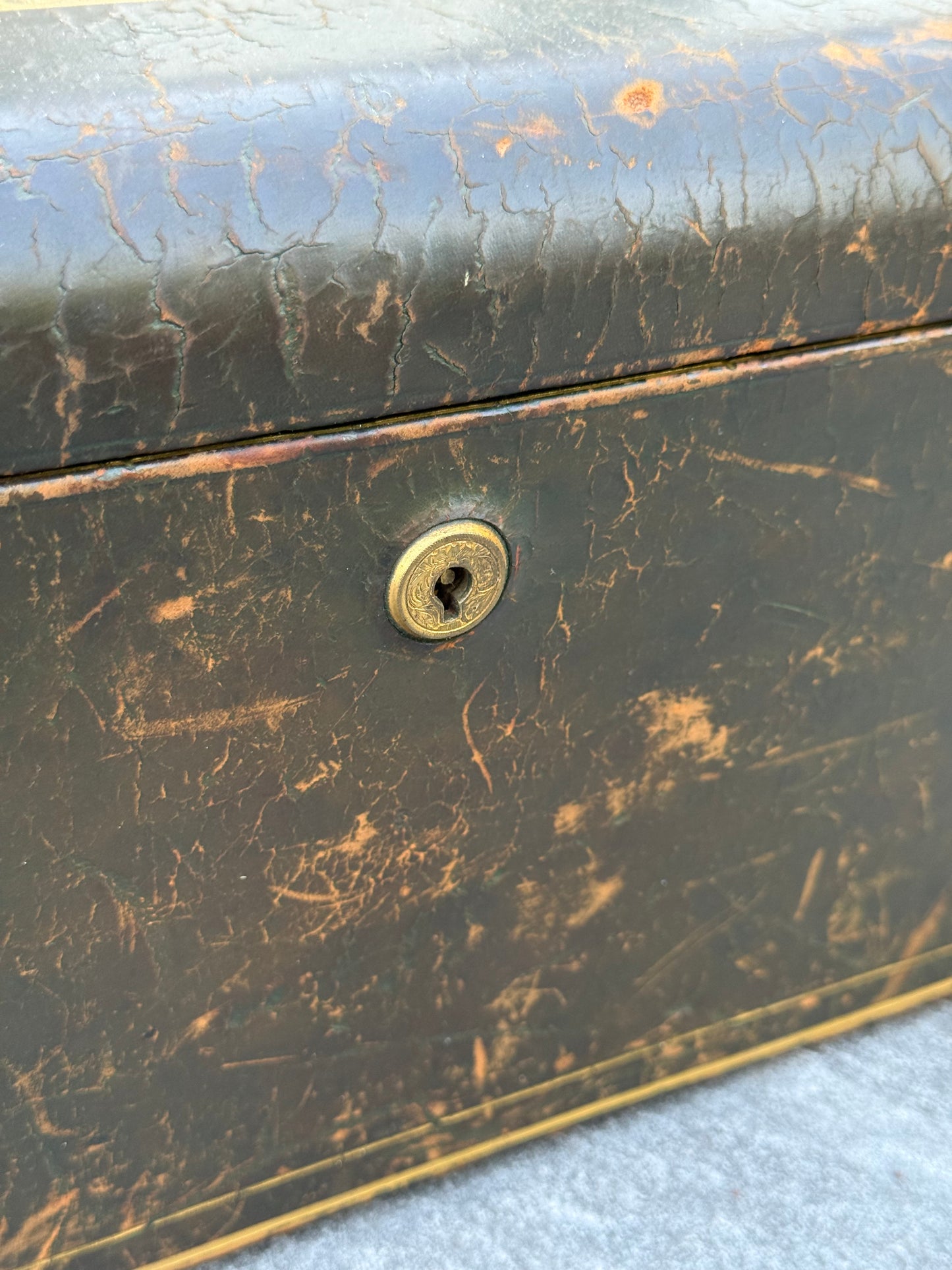 Large Victorian Green Velvet Travelling Jewellery Box