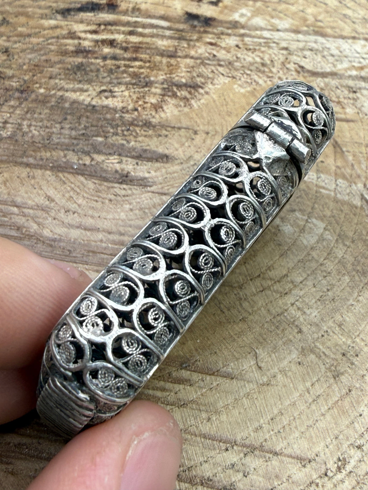 Antique Continental Silver Filigree Vesta Case