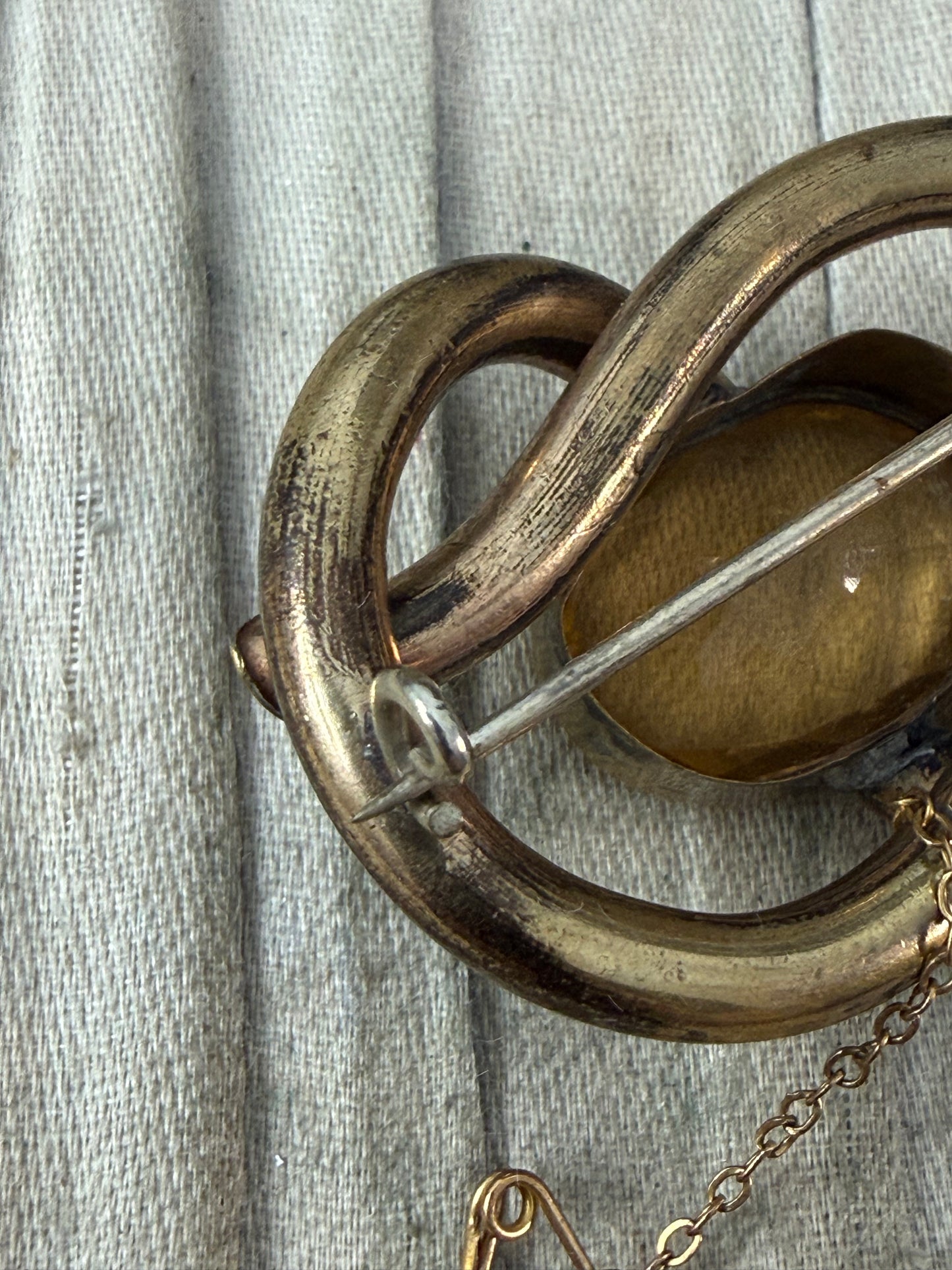 Antique Victorian Lover's Knot Brooch