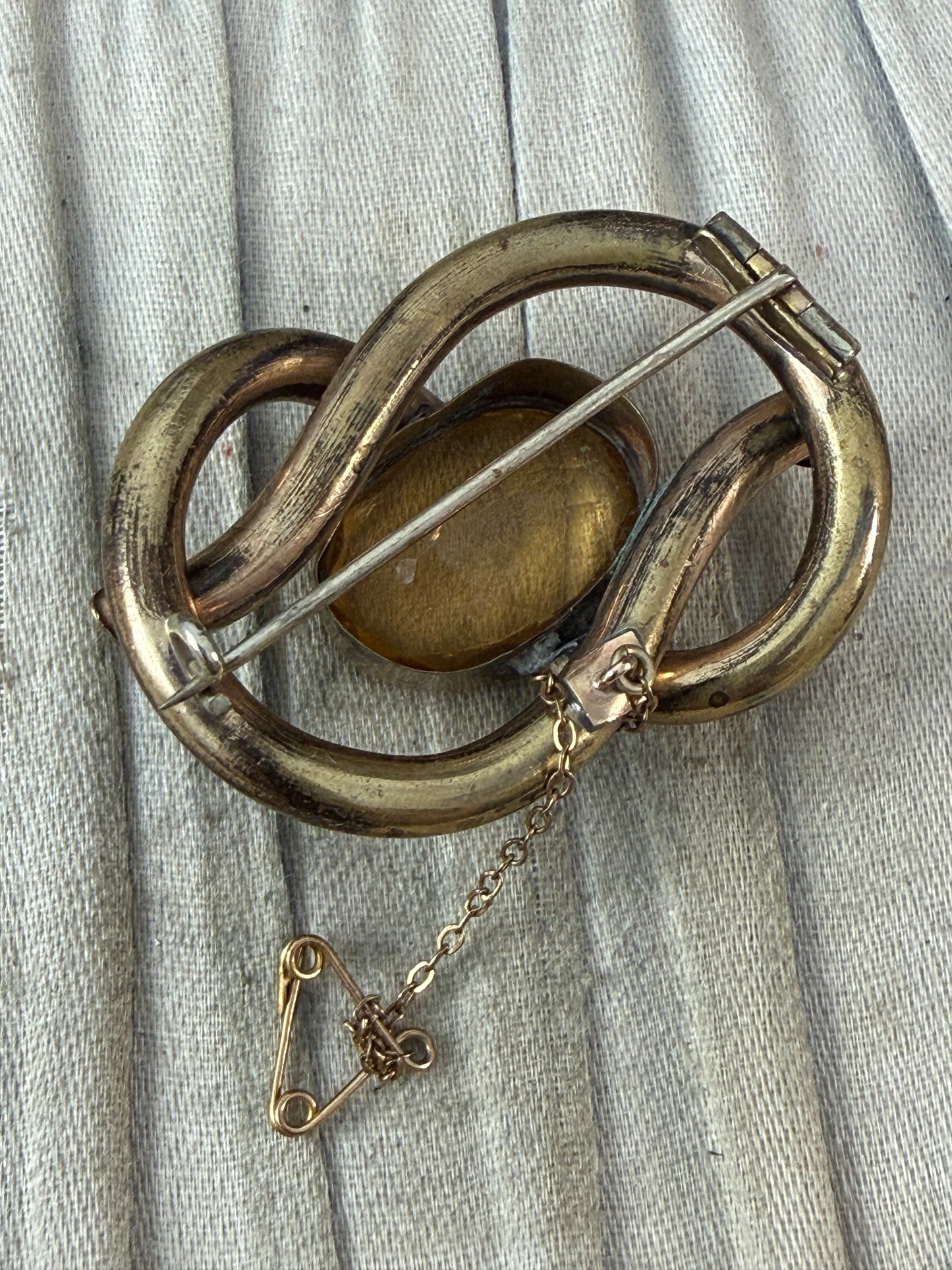 Antique Victorian Lover's Knot Brooch