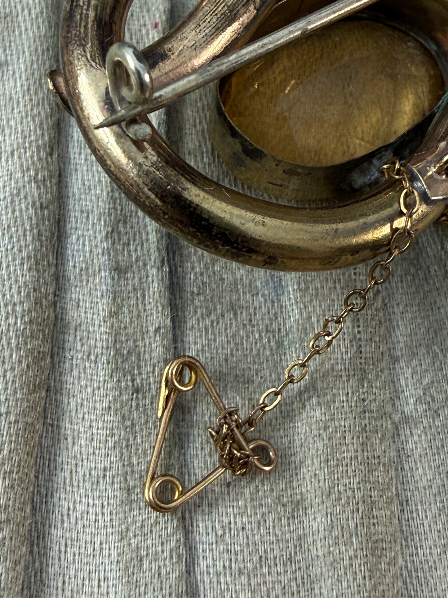 Antique Victorian Lover's Knot Brooch