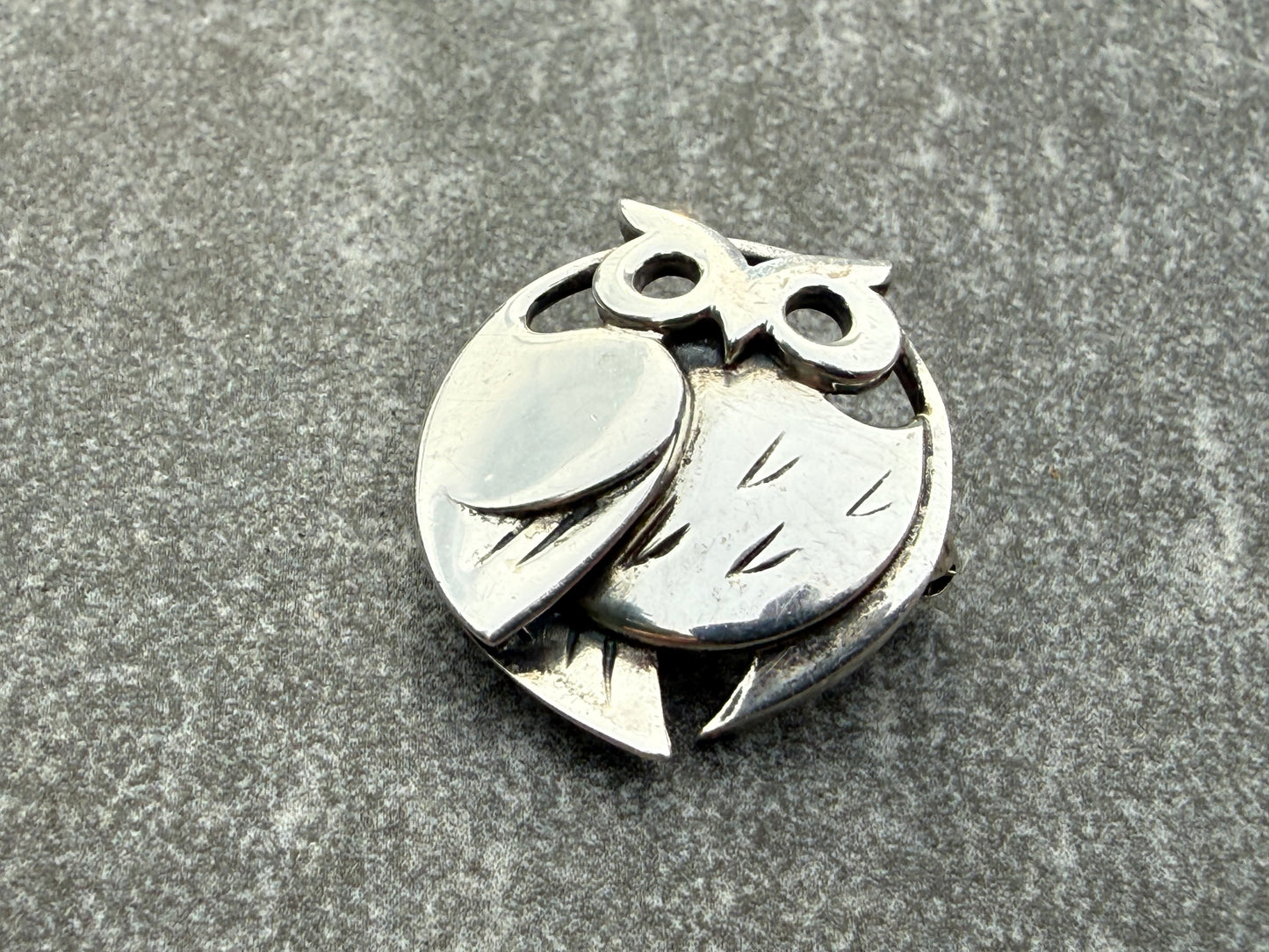 Ola Gorie Barn Owl Brooch in Sterling Silver