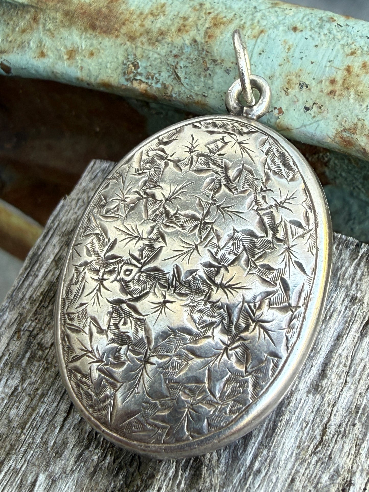 Antique Sterling Silver Foliate Pendant Locket
