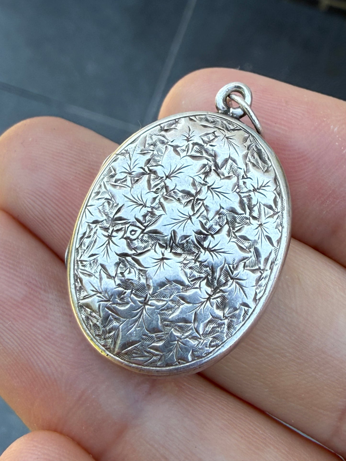Antique Sterling Silver Foliate Pendant Locket