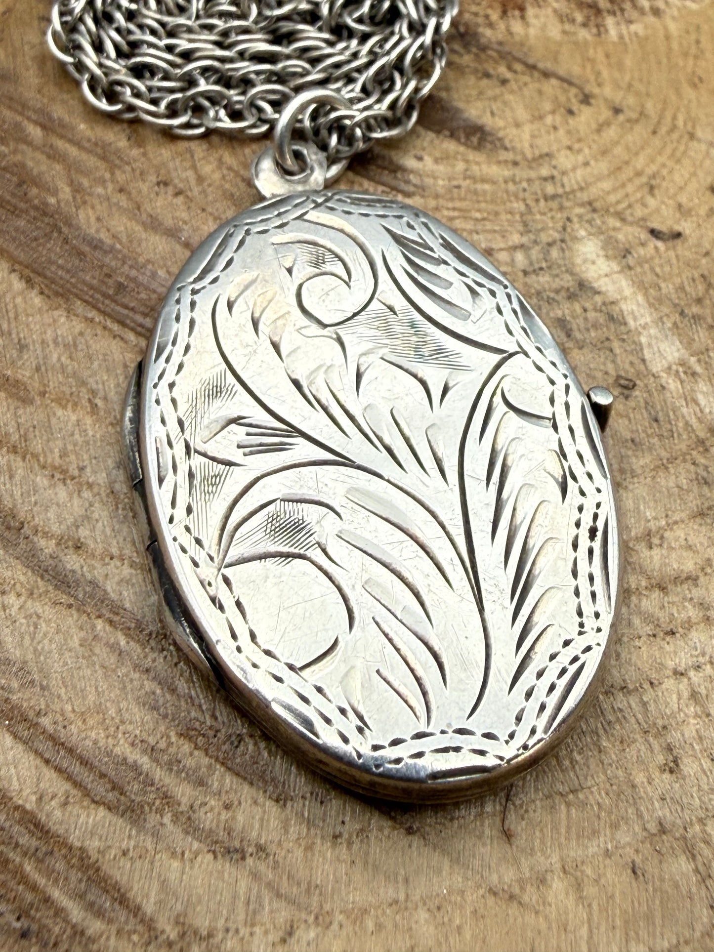 Vintage Sterling Silver Photo Locket Necklace
