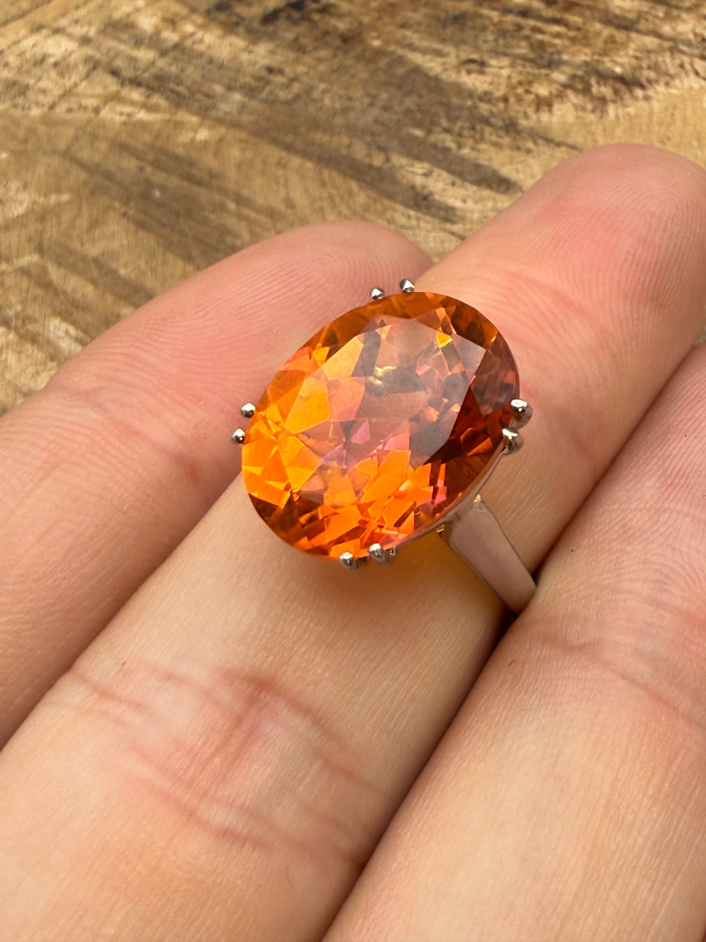 Gemporia Sterling Silver & Padparadscha Quartz Cocktail Ring