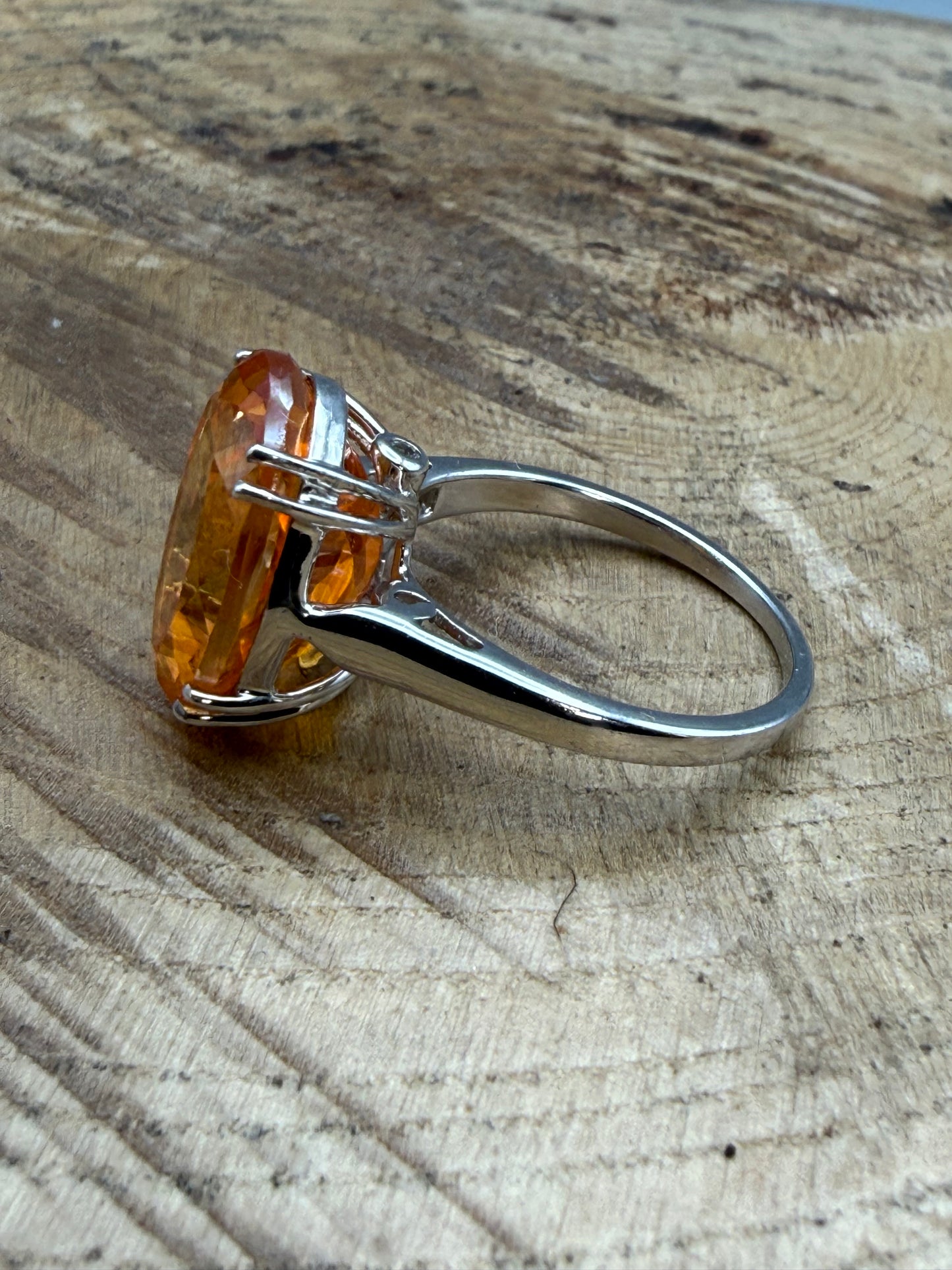 Gemporia Sterling Silver & Padparadscha Quartz Cocktail Ring