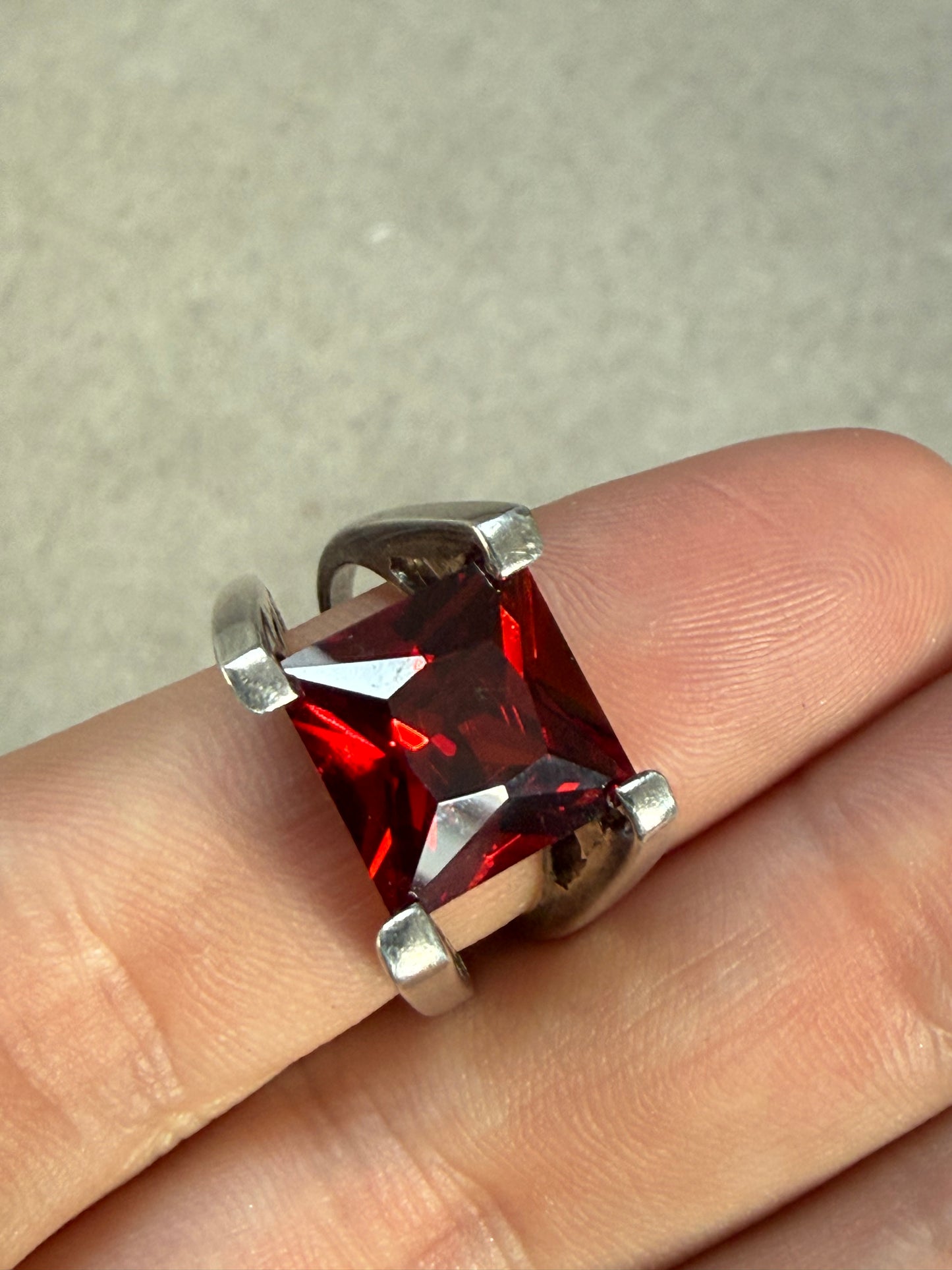 Vintage Sterling Silver Garnet Square Ring