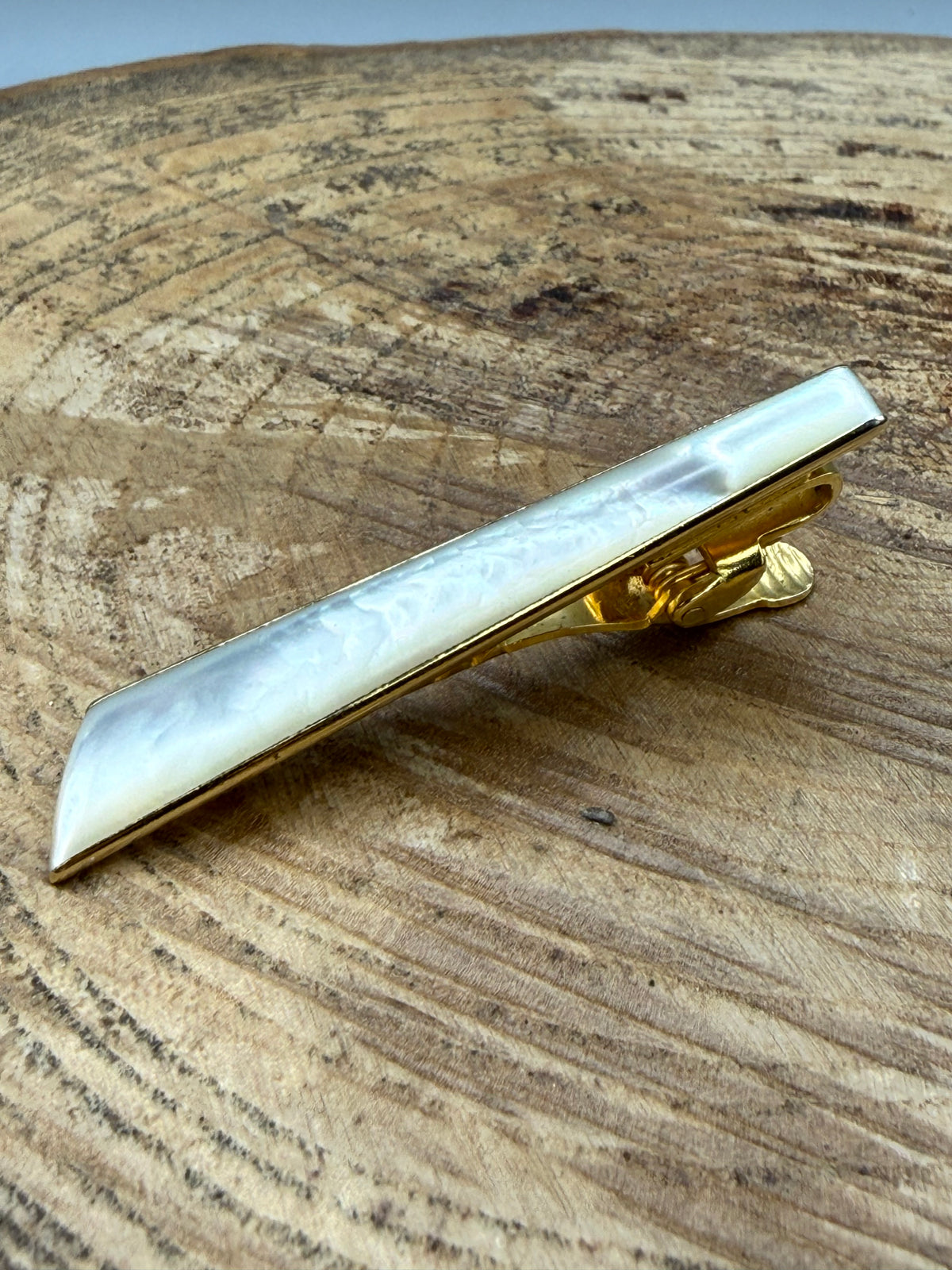 Vintage Mother of Pearl Tie Clip, Gold Tone Slice
