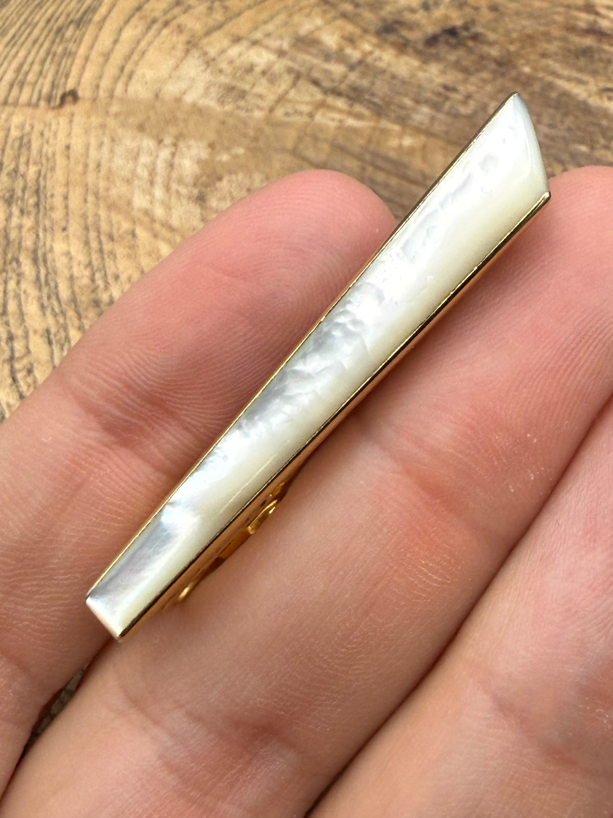 Vintage Mother of Pearl Tie Clip, Gold Tone Slice