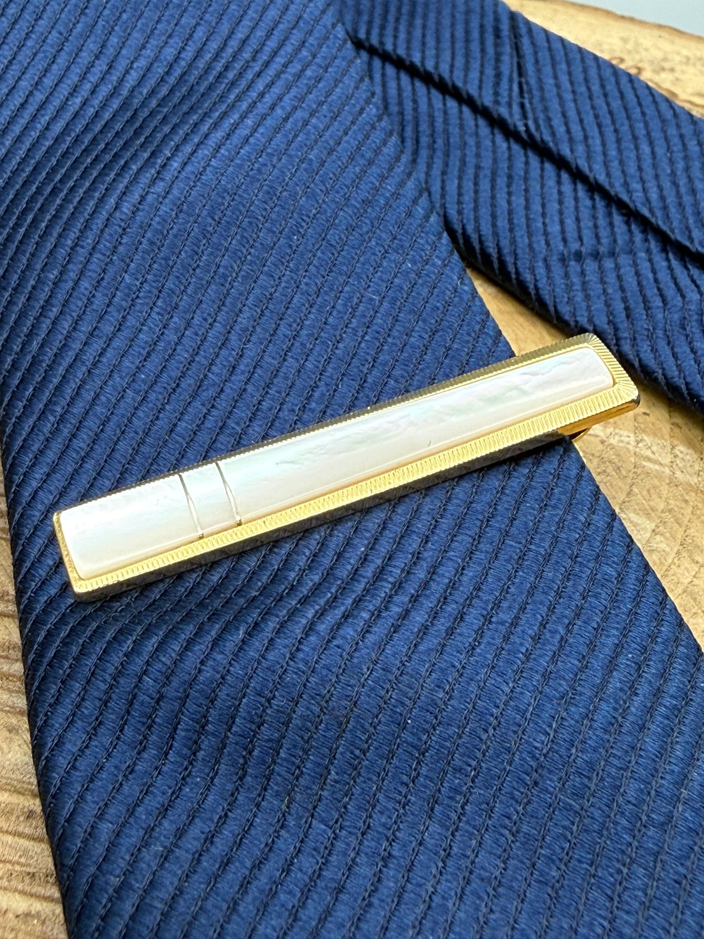 Vintage Mother of Pearl Tie Clip, Gold Tone Fluted Border