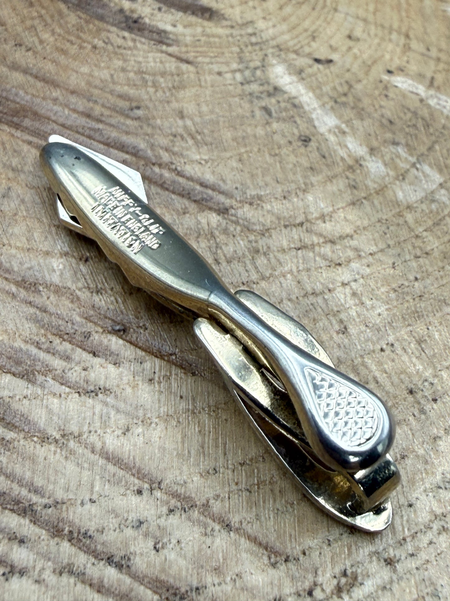 Vintage 'Nippy Clip' Infinity Loop Tie Clip
