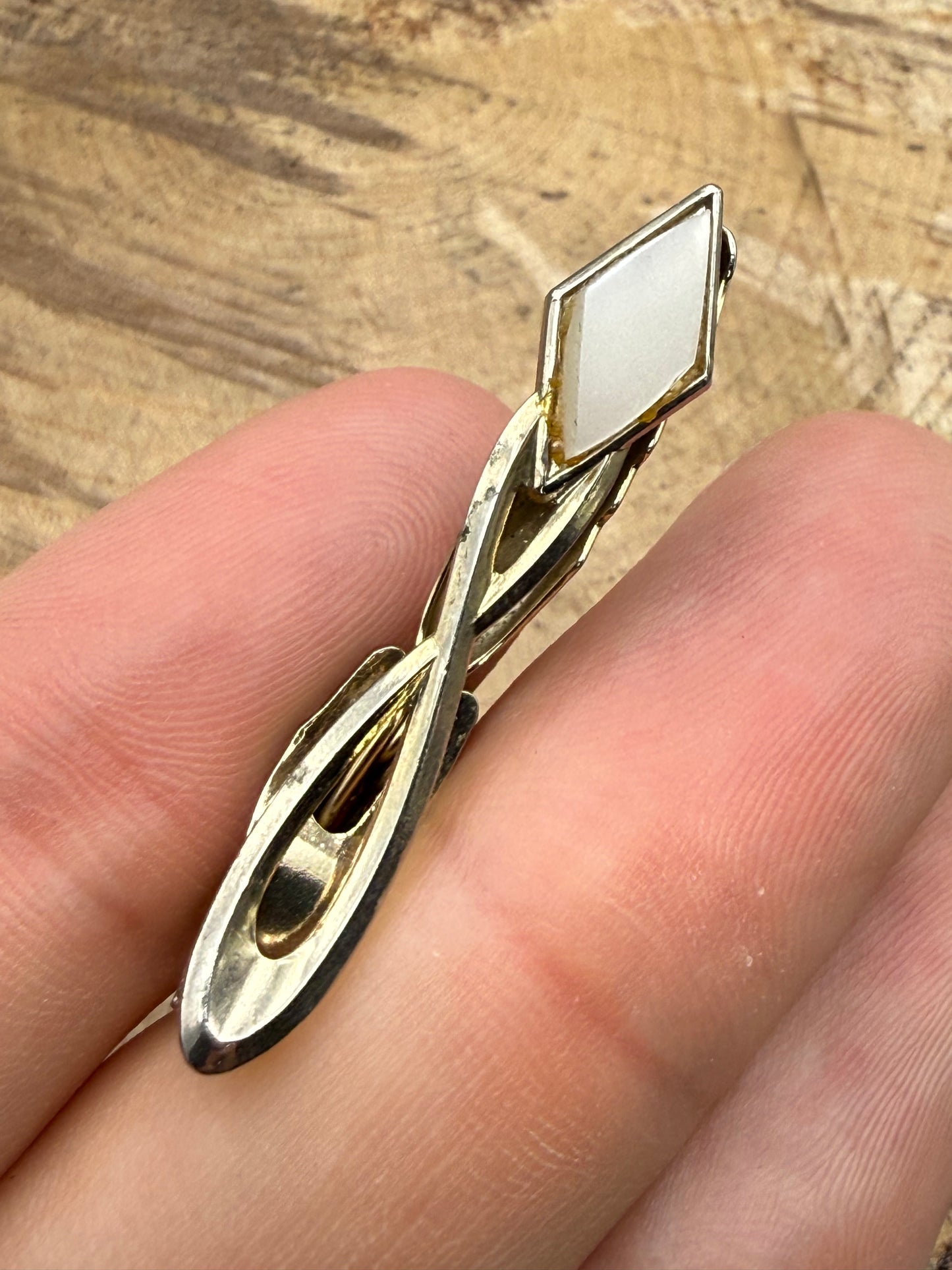 Vintage 'Nippy Clip' Infinity Loop Tie Clip