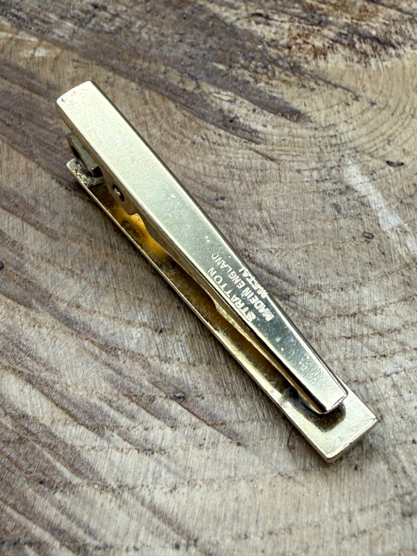 Vintage Stratton Gold Tone Tie Clip, Red & Black Pattern