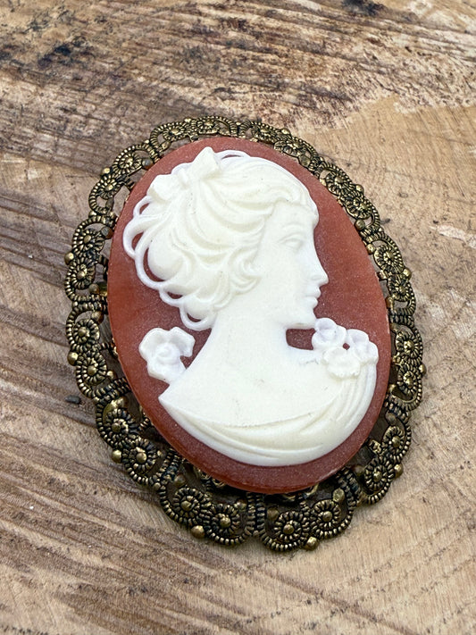 Vintage West German Cameo Brooch, Resin & Filigree