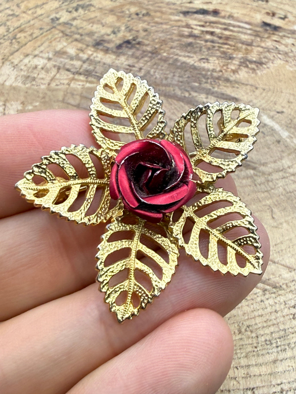 Vintage Gold Tone Rose Brooch with Openwork Leaves