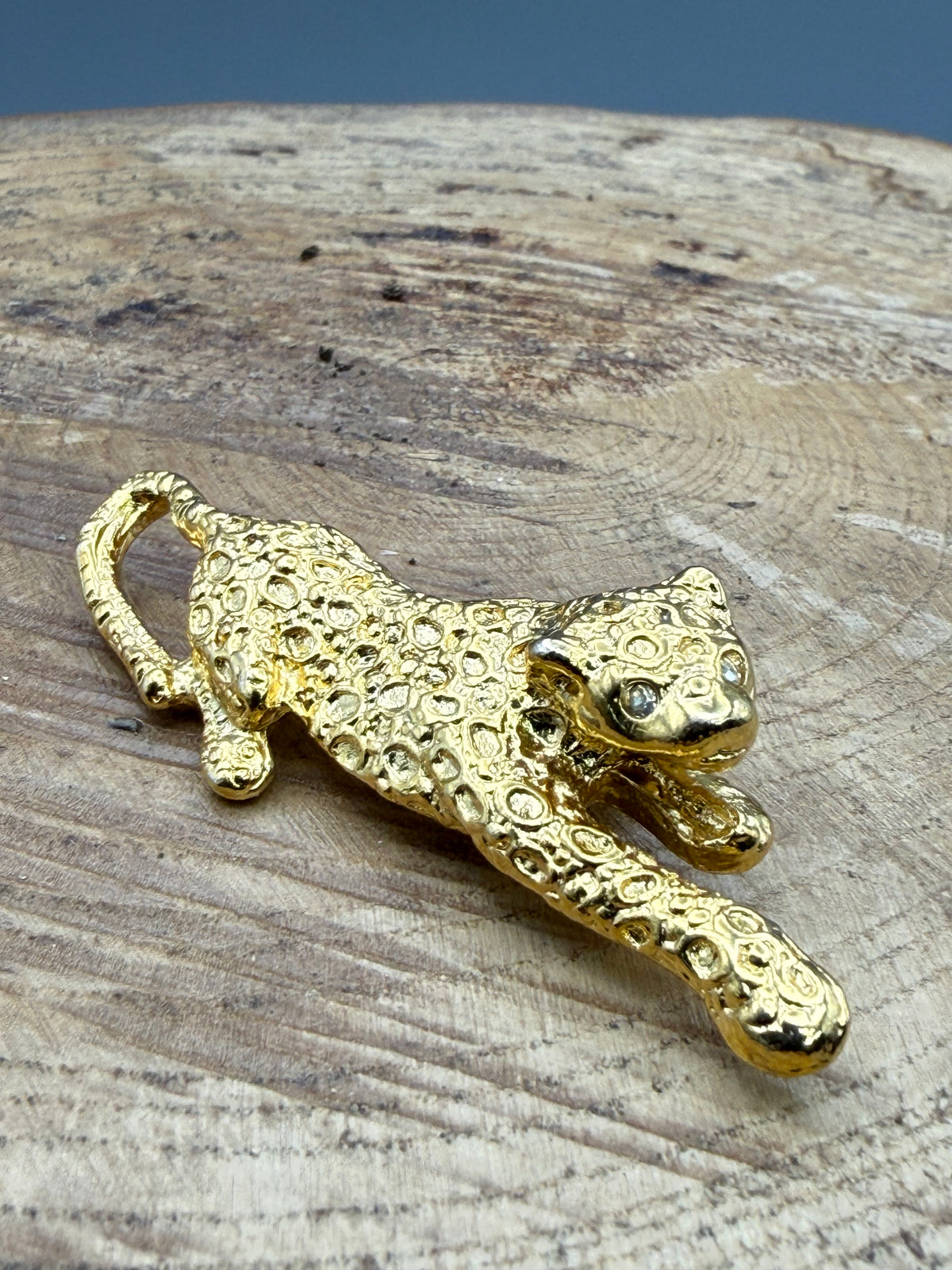 Vintage Leopard Figural Brooch with Rhinestone Eyes