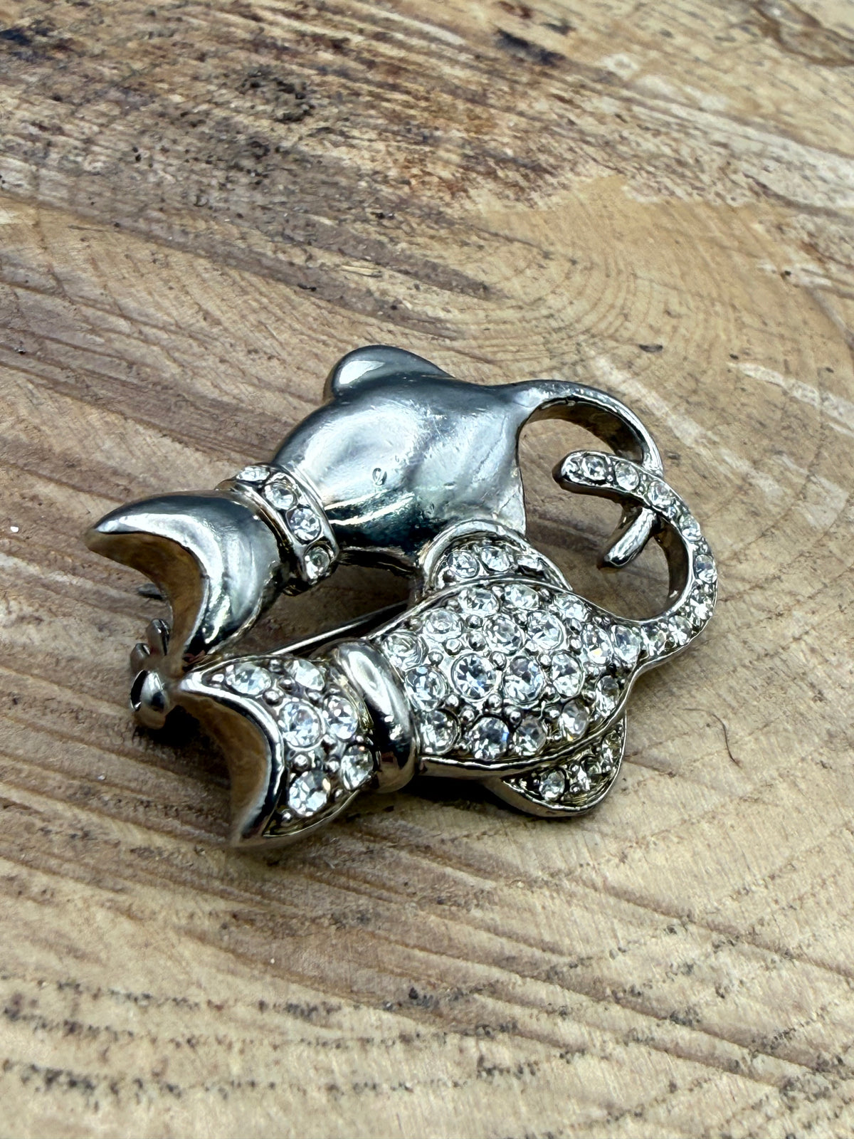 Vintage Silver Tone Entwined Cats Brooch