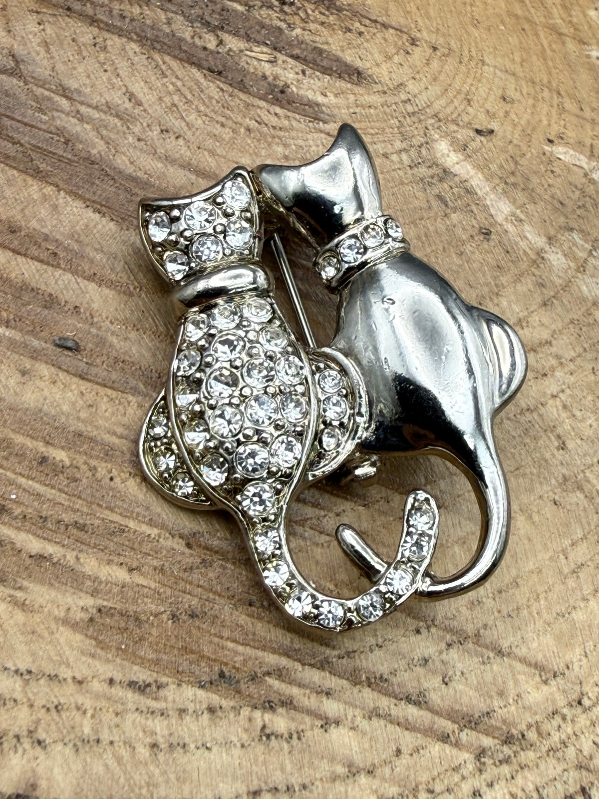 Vintage Silver Tone Entwined Cats Brooch
