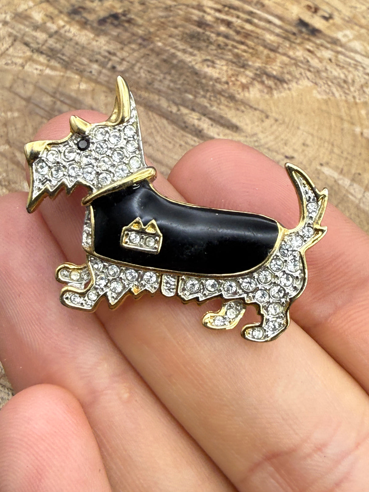 Vintage Scottie Dog Brooch, BJ Jewellers