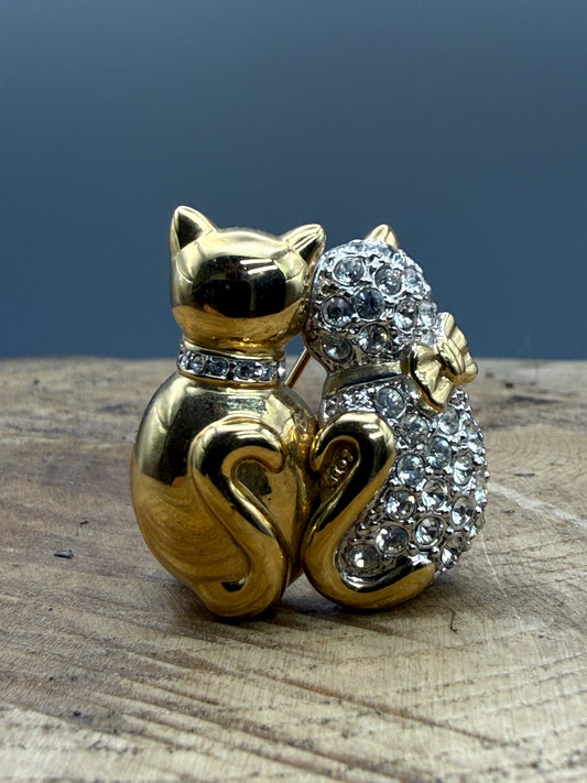 Vintage Two Cats Brooch, Rhinestone and Bow Detail