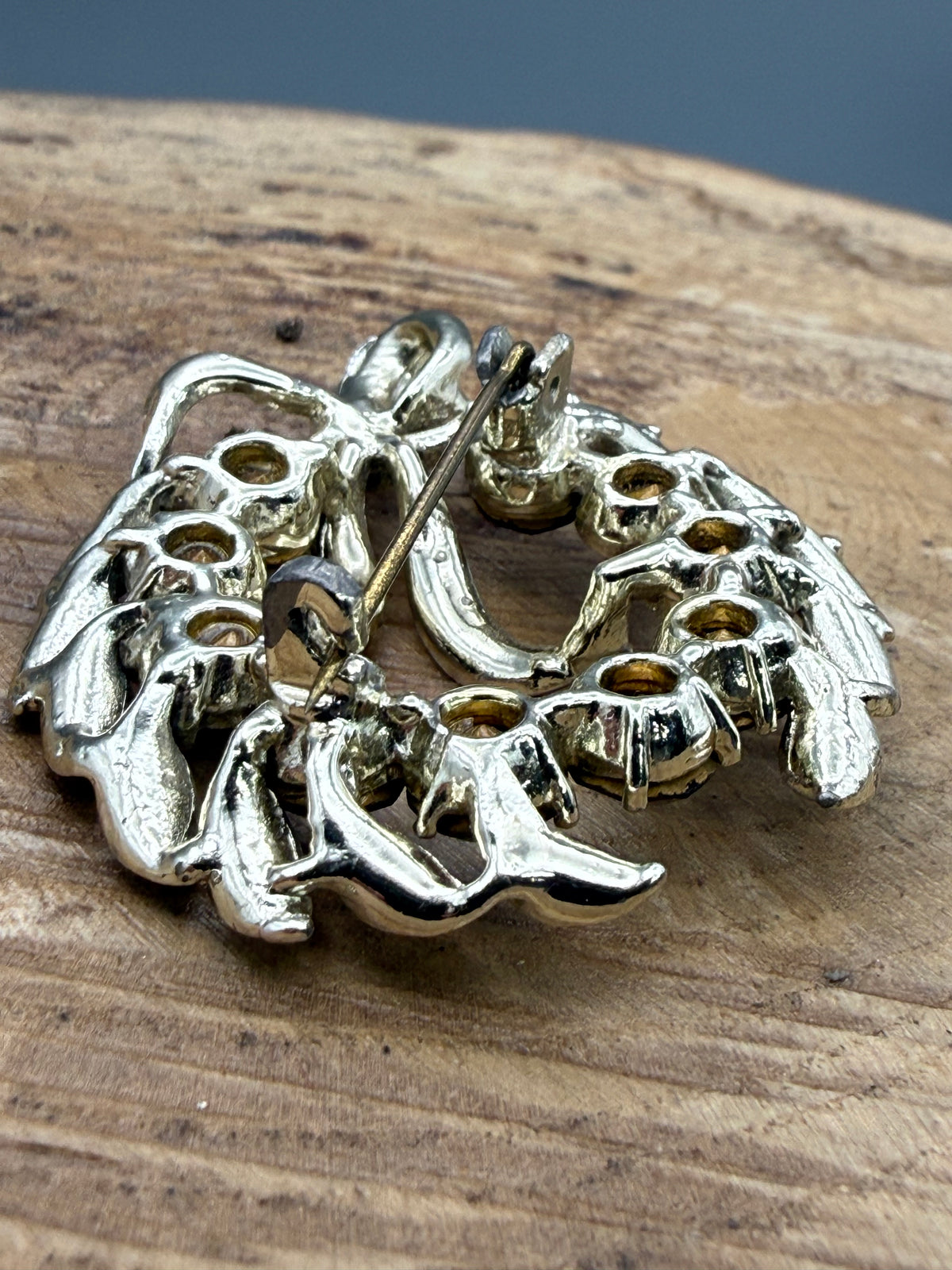 Vintage Brown Rhinestone Wreath & Bow Brooch