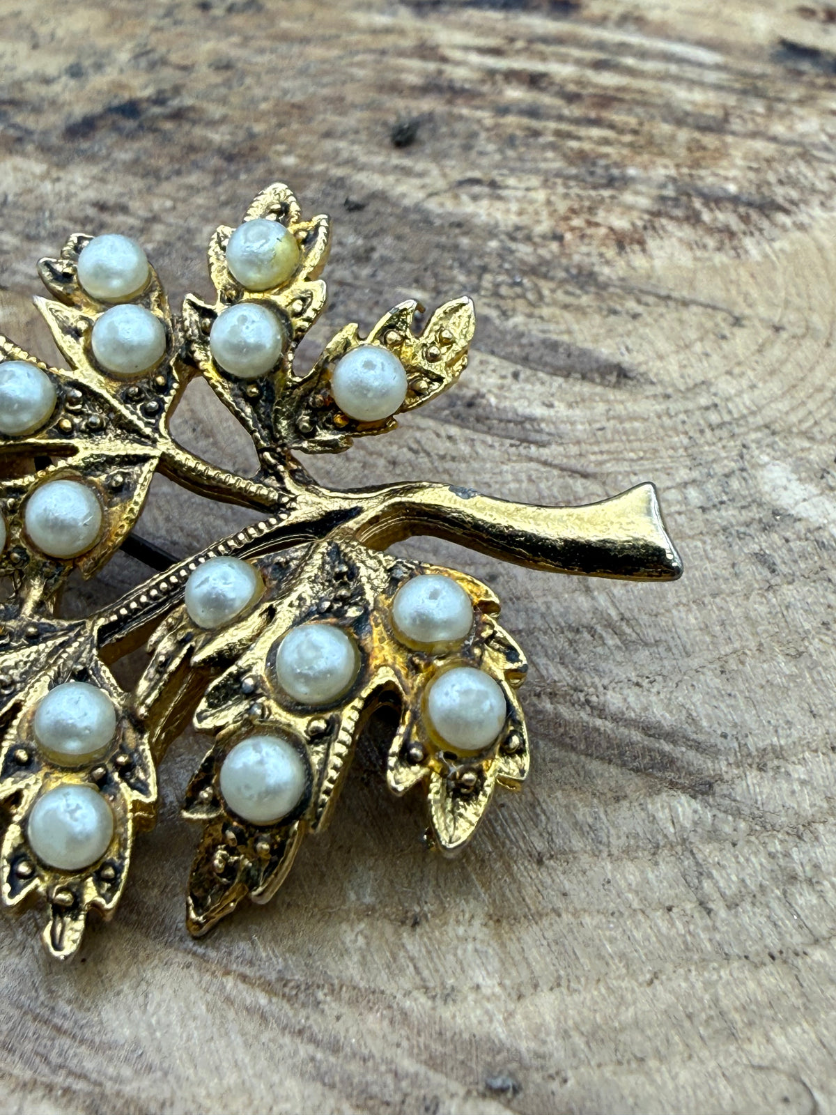Vintage Oak Leaf Faux Pearl Brooch