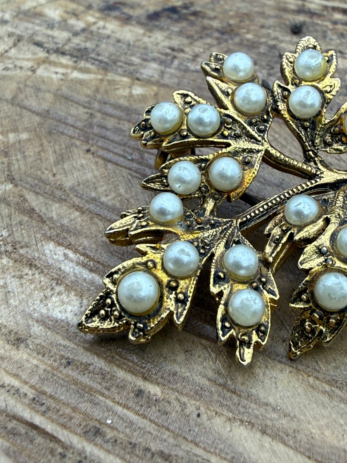 Vintage Oak Leaf Faux Pearl Brooch