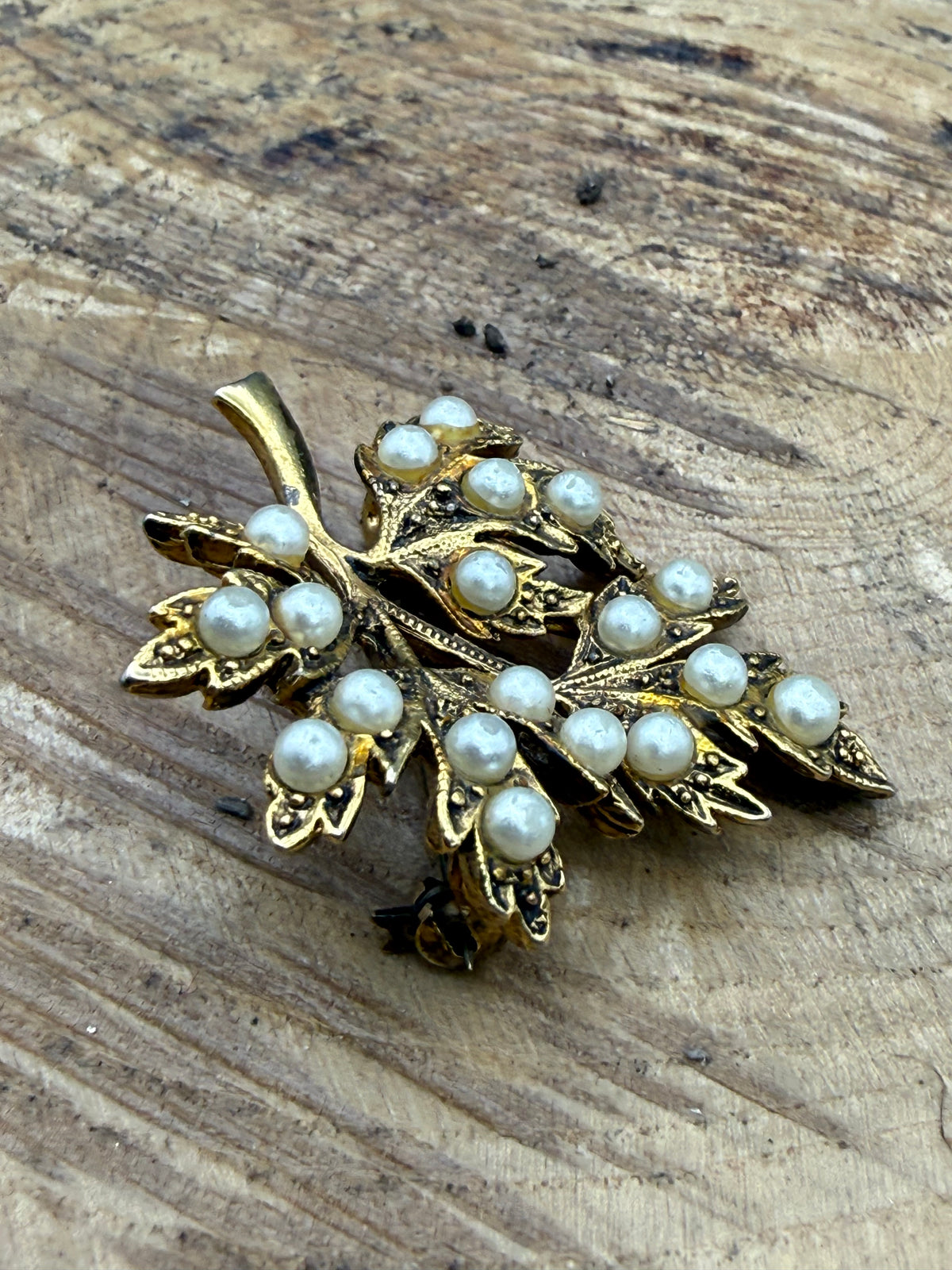 Vintage Oak Leaf Faux Pearl Brooch