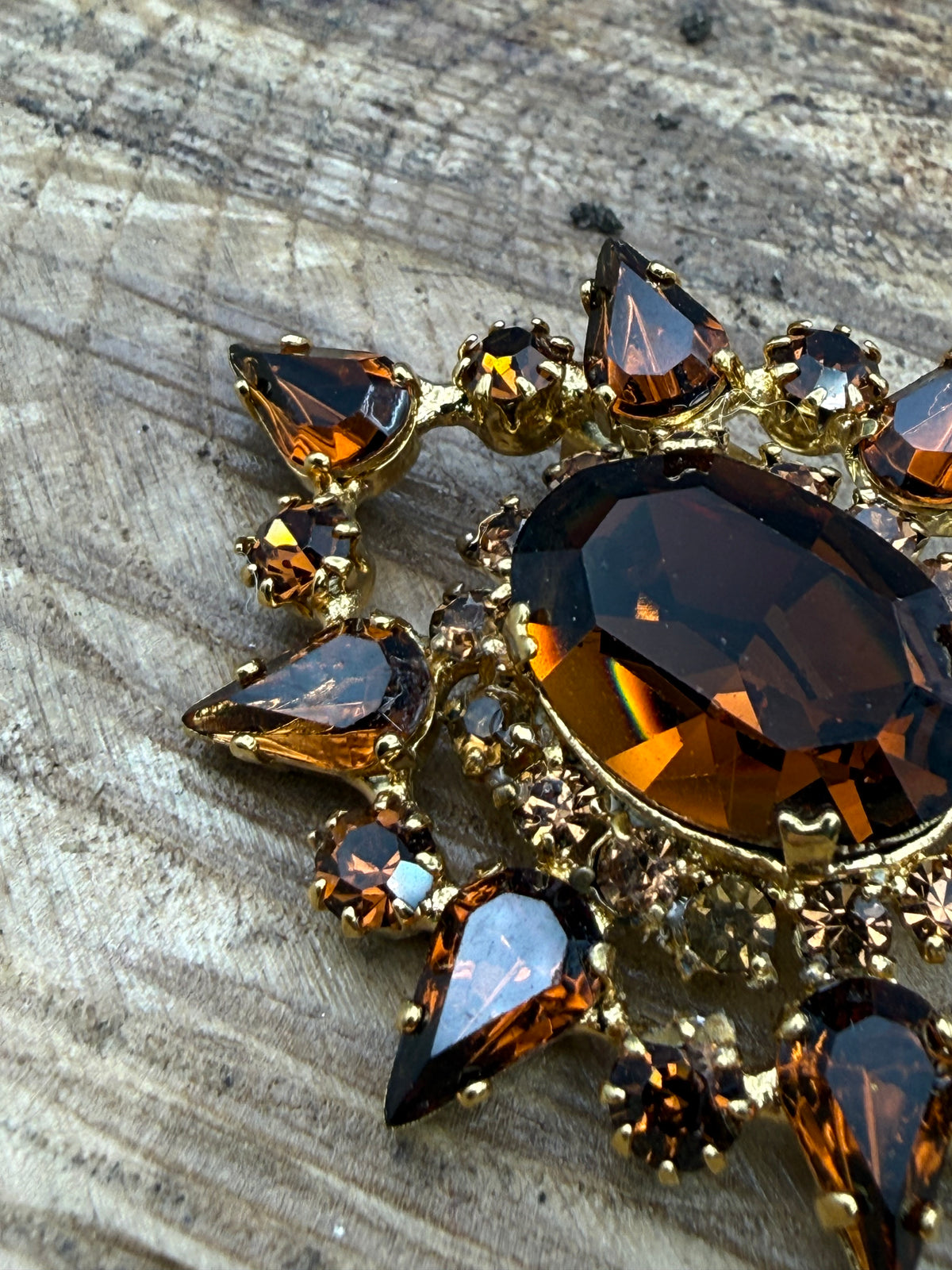 Vintage Brown Glass Starburst Brooch
