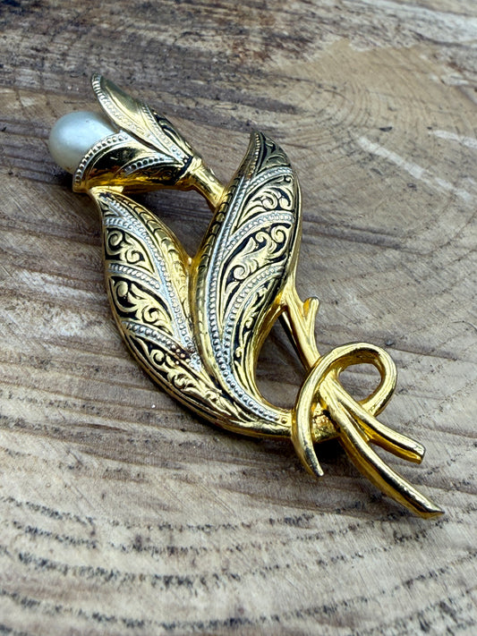Damascene Style Flower Brooch with Black Scrollwork and Faux Pearl