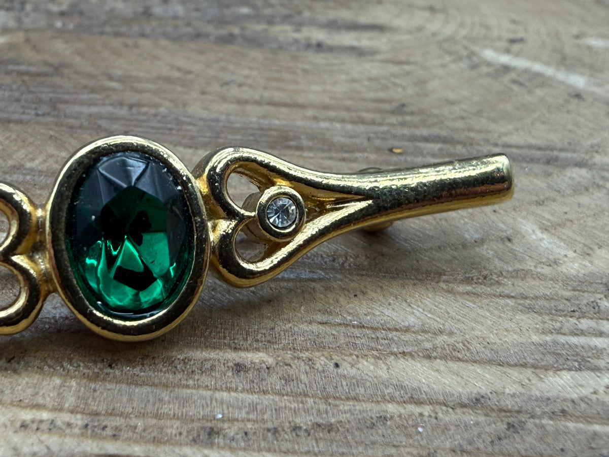 Vintage Green Glass Bar Brooch