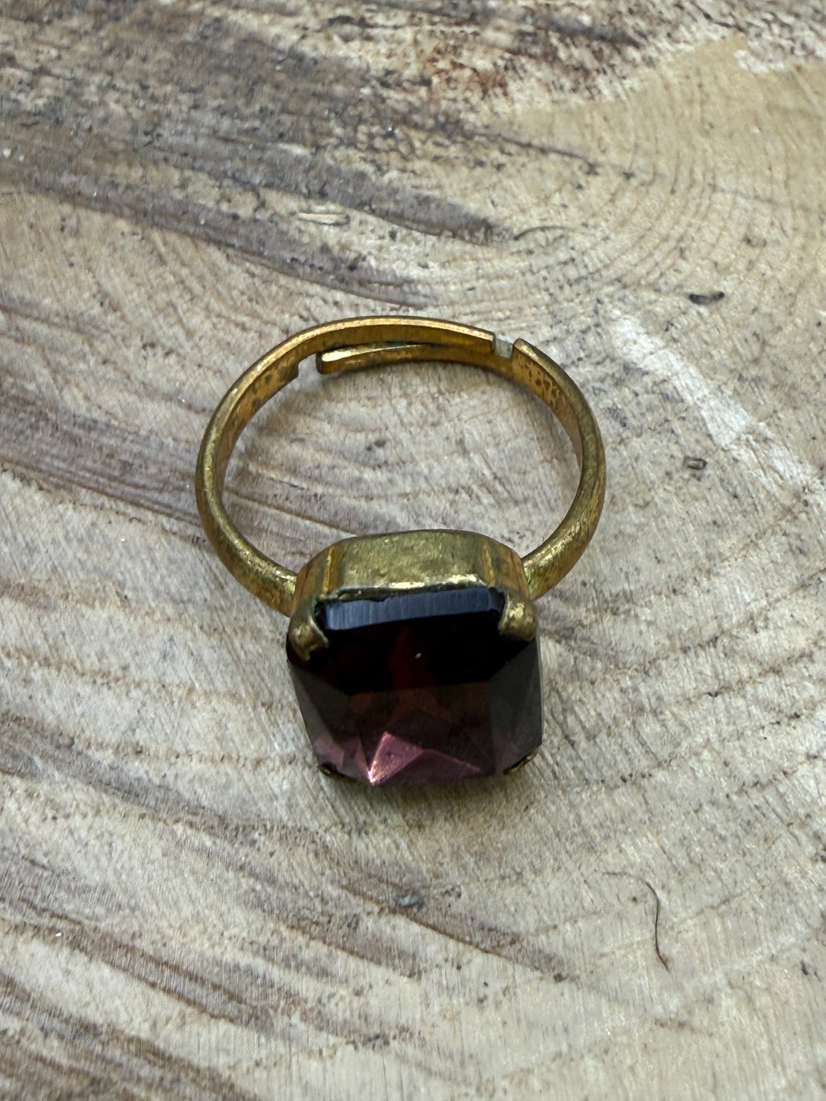 Vintage Faceted Purple Glass Cocktail Ring