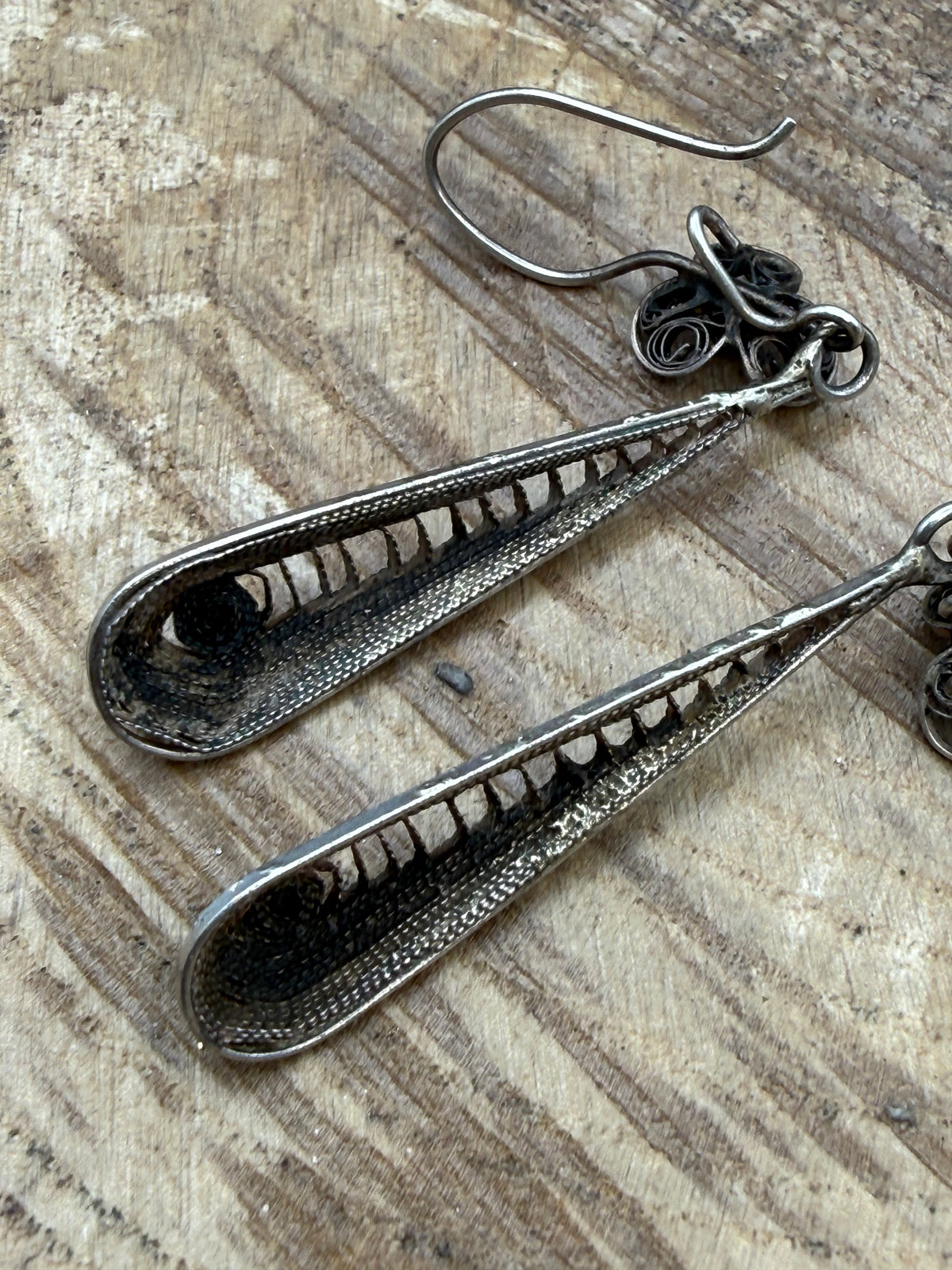 Vintage Floral Filigree Drop Earrings