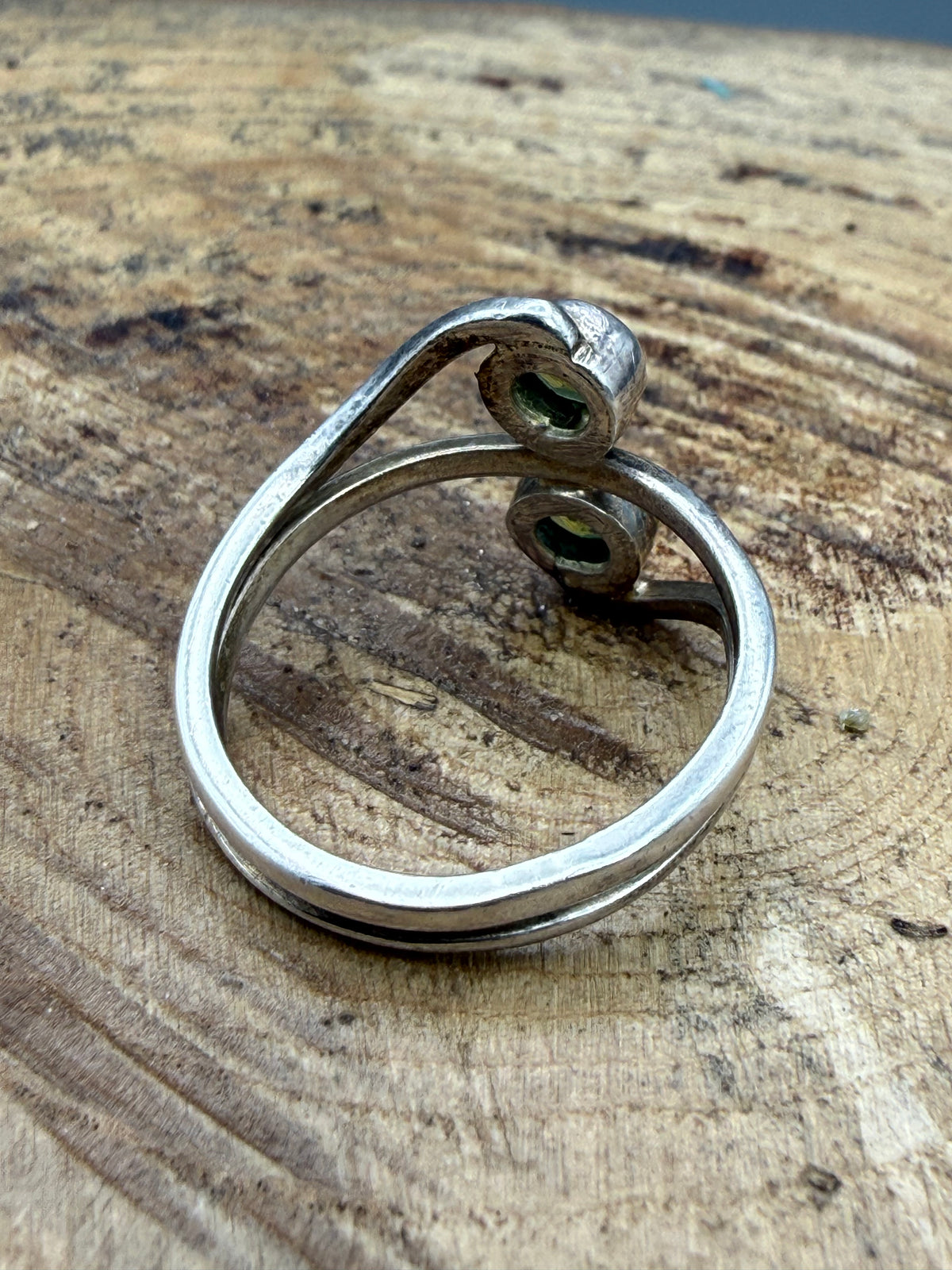 Vintage Sterling Silver Peridot Crossover Ring