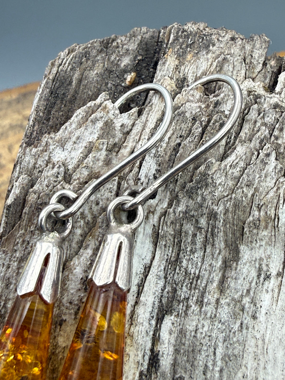 Vintage Honeyglow Baltic Amber Drop Earrings