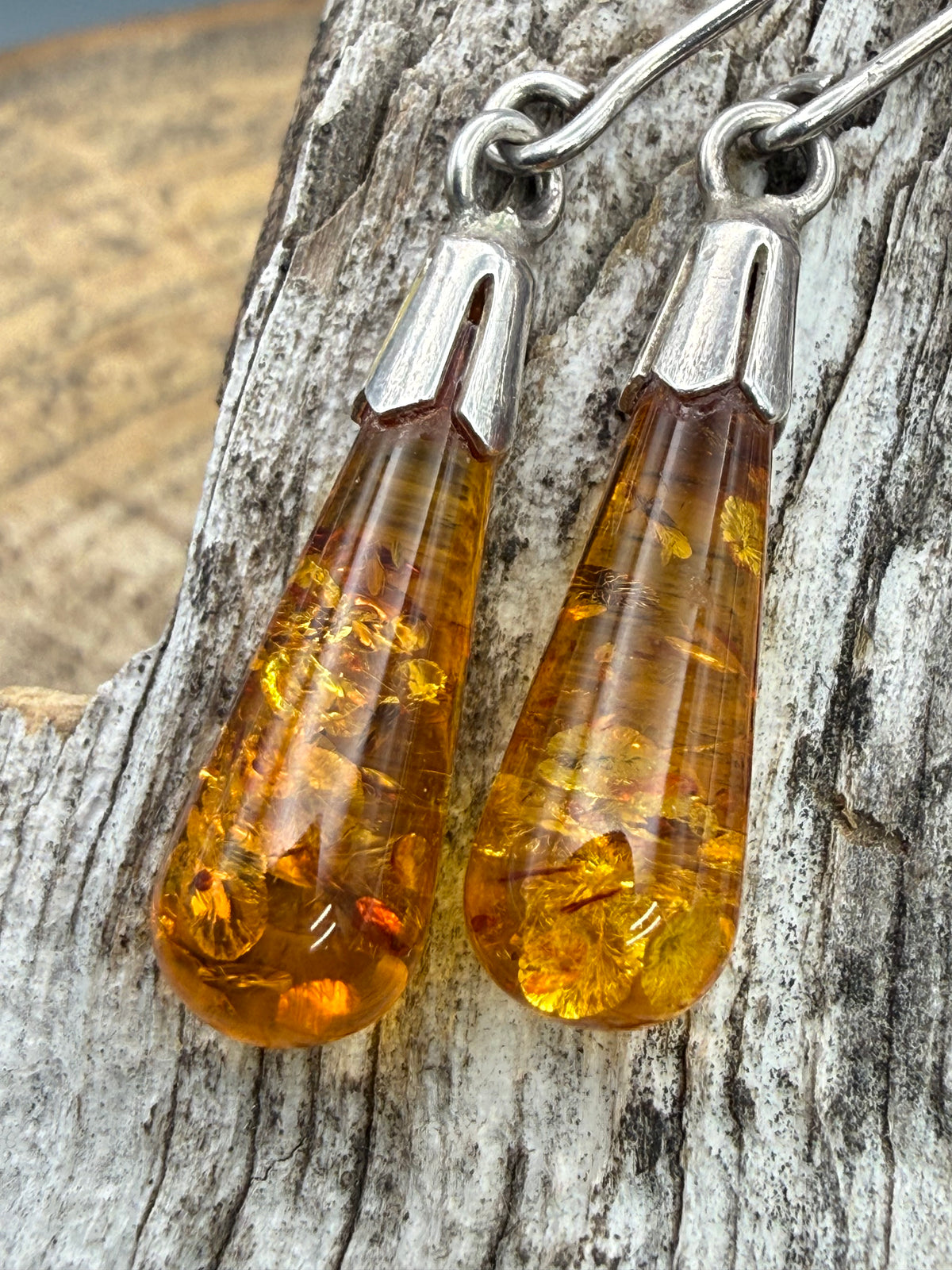 Vintage Honeyglow Baltic Amber Drop Earrings