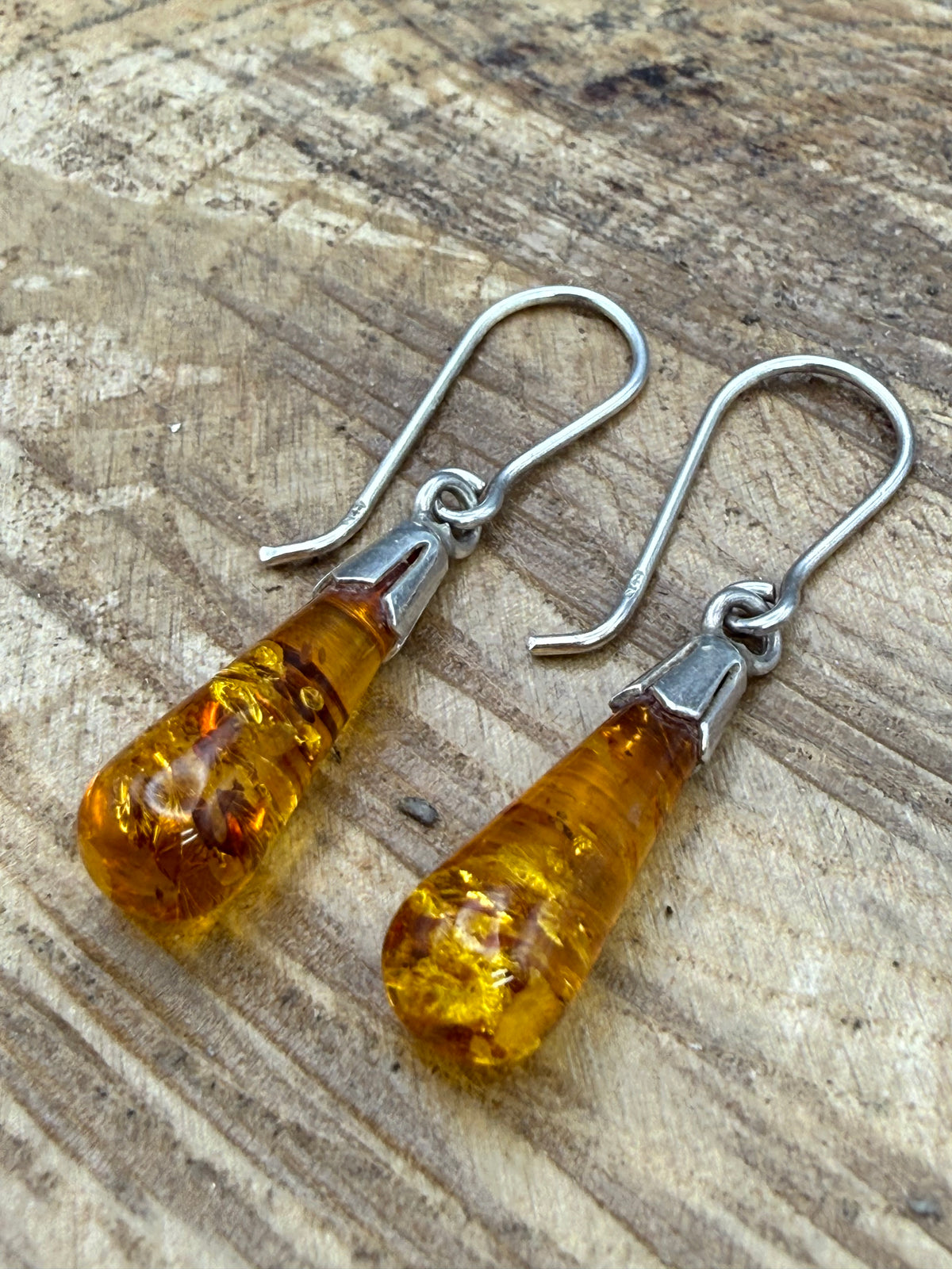 Vintage Honeyglow Baltic Amber Drop Earrings