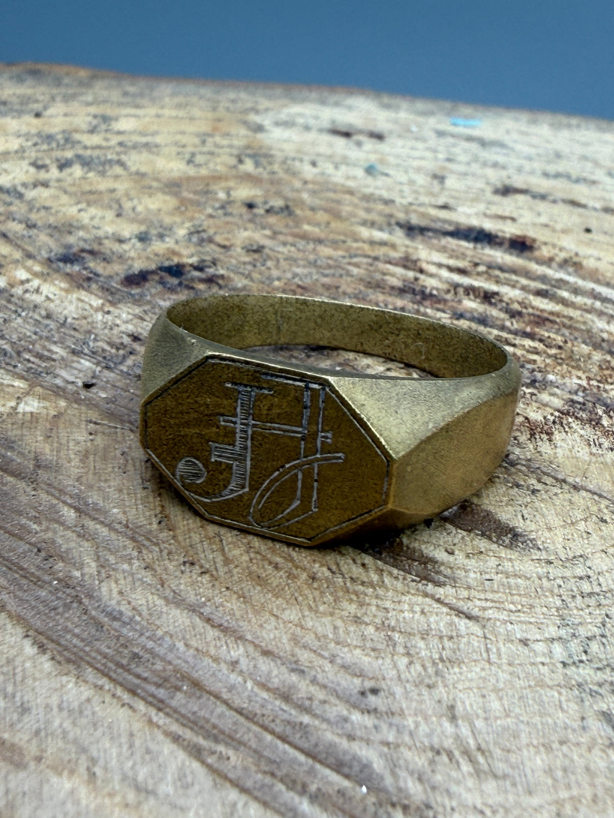 Antique Brass Monogram Signet Ring - Size Z