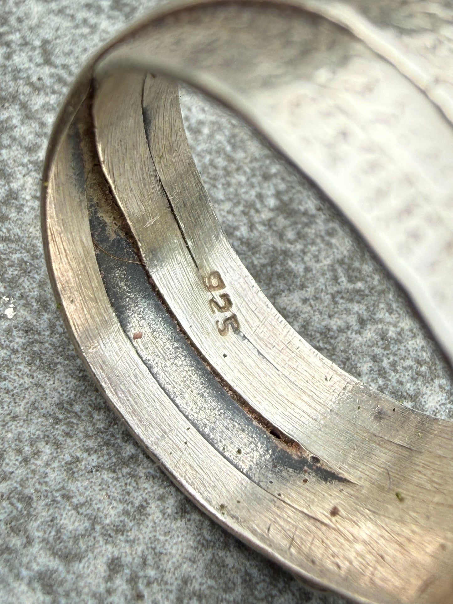 Vintage Artisan Sterling Silver & Brass Ring - Size R