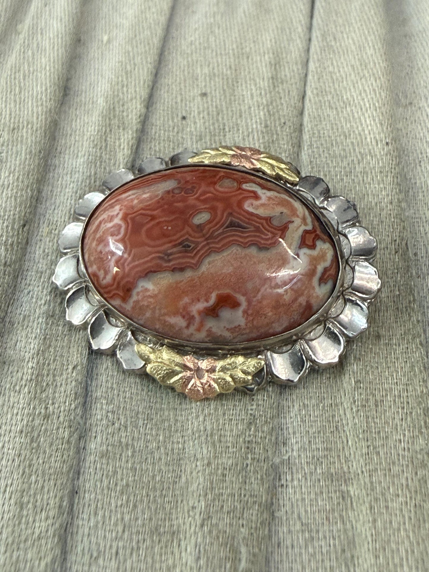 Vintage Sterling Silver Crazy Lace Agate Brooch