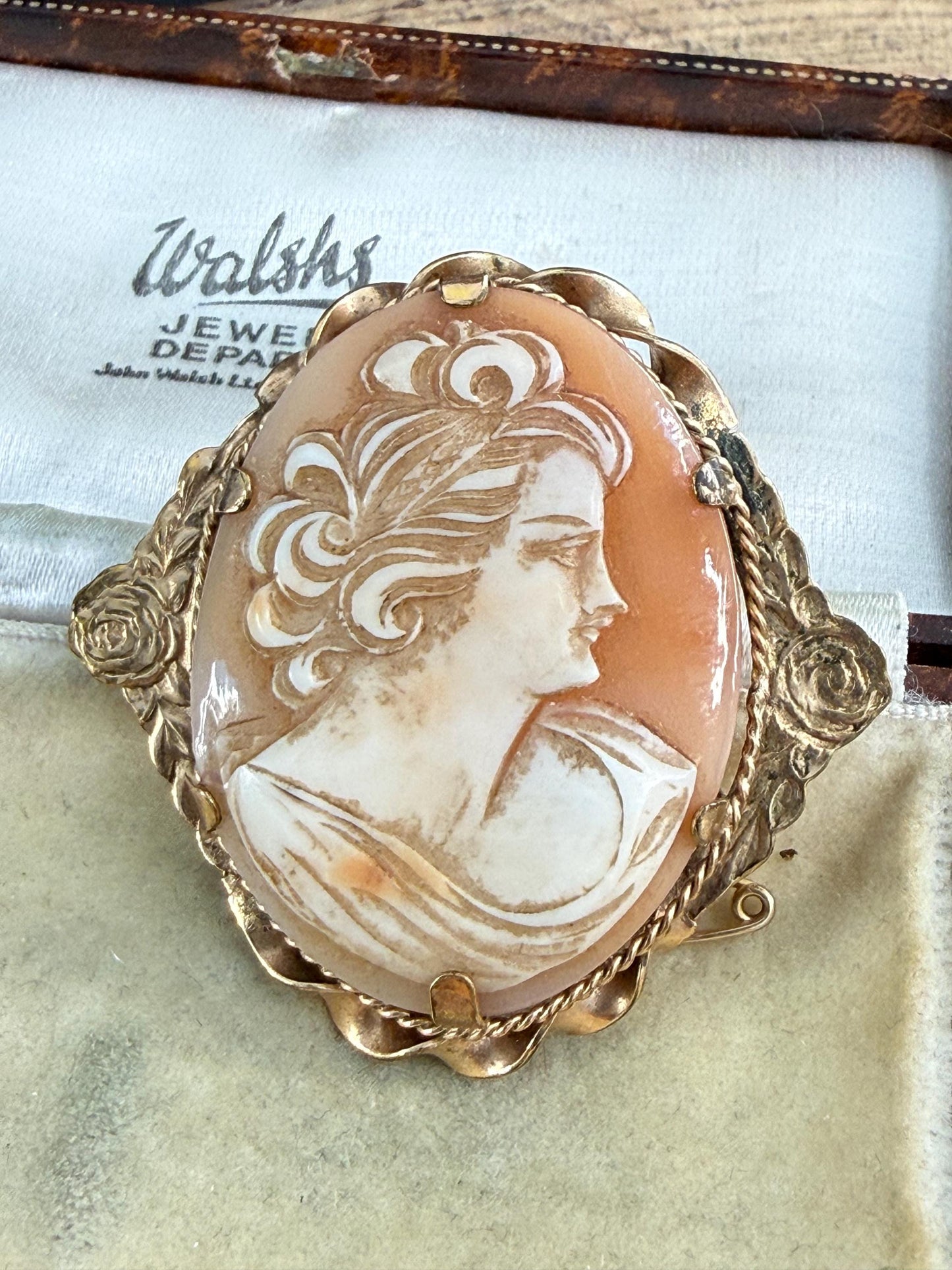 Antique 12ct Rolled Gold Shell Cameo Brooch