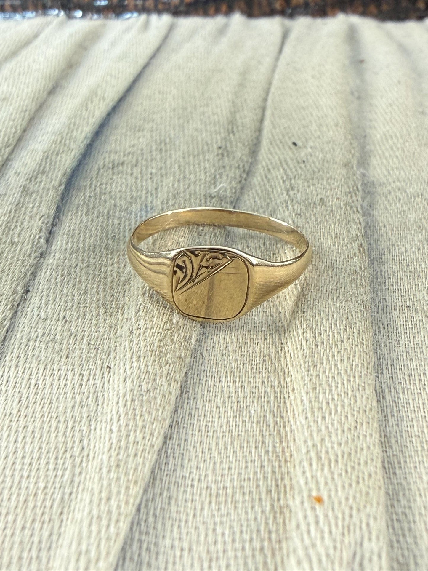Vintage 9ct Gold Signet Ring for Christening or Pinky