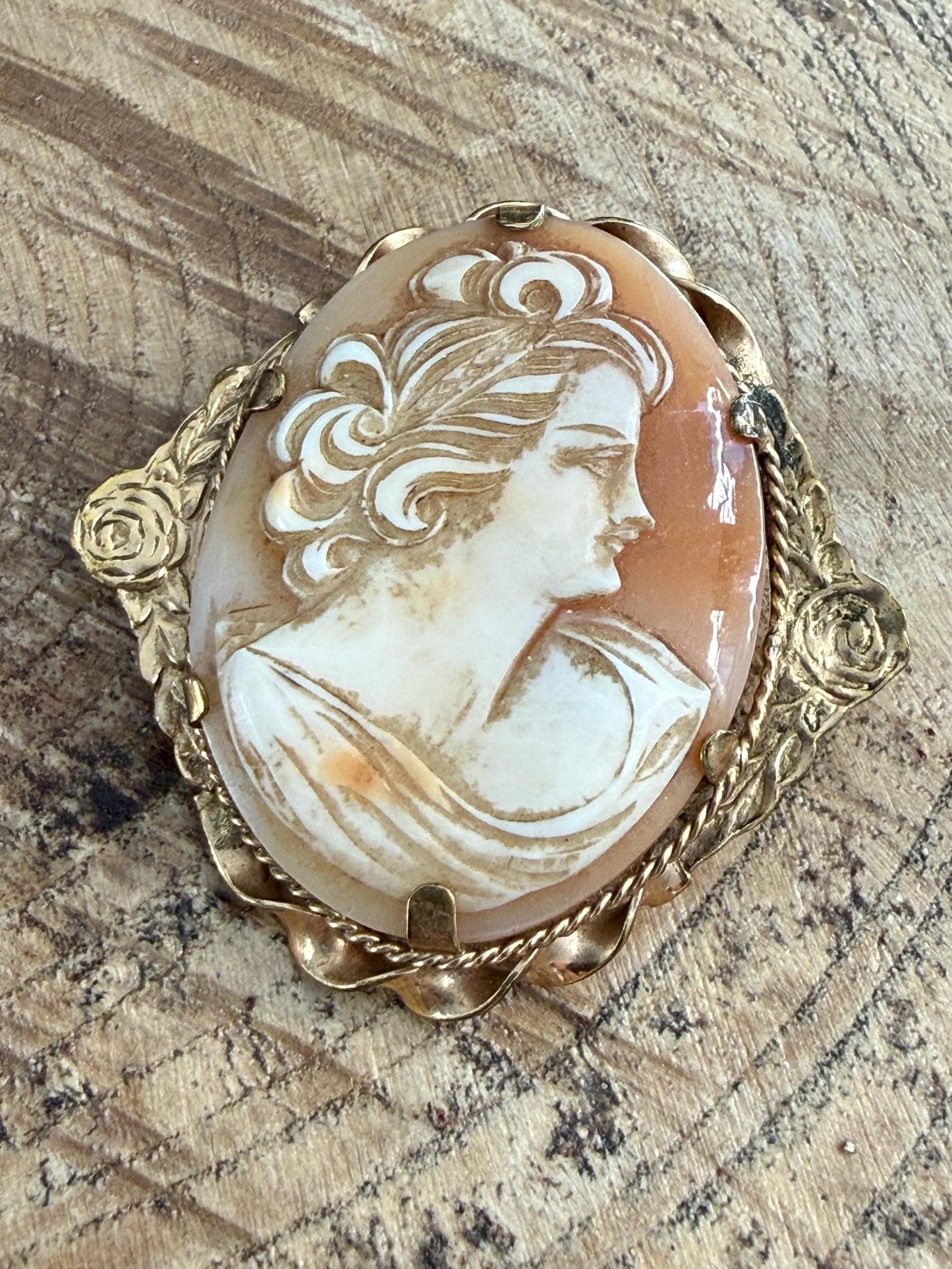 Antique 12ct Rolled Gold Shell Cameo Brooch