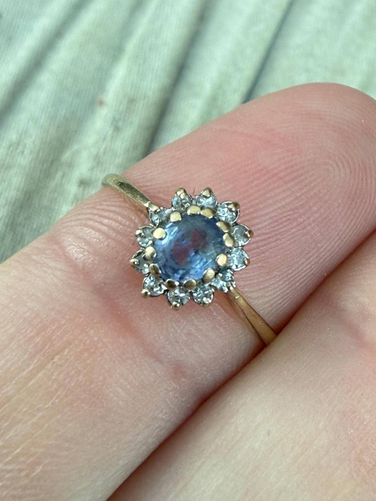 Vintage 9ct Gold Blue Topaz and Spinel Cluster Ring